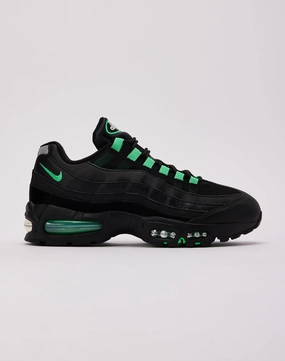 stability - feature shoes gym - goer Nike Air Max 95 OG