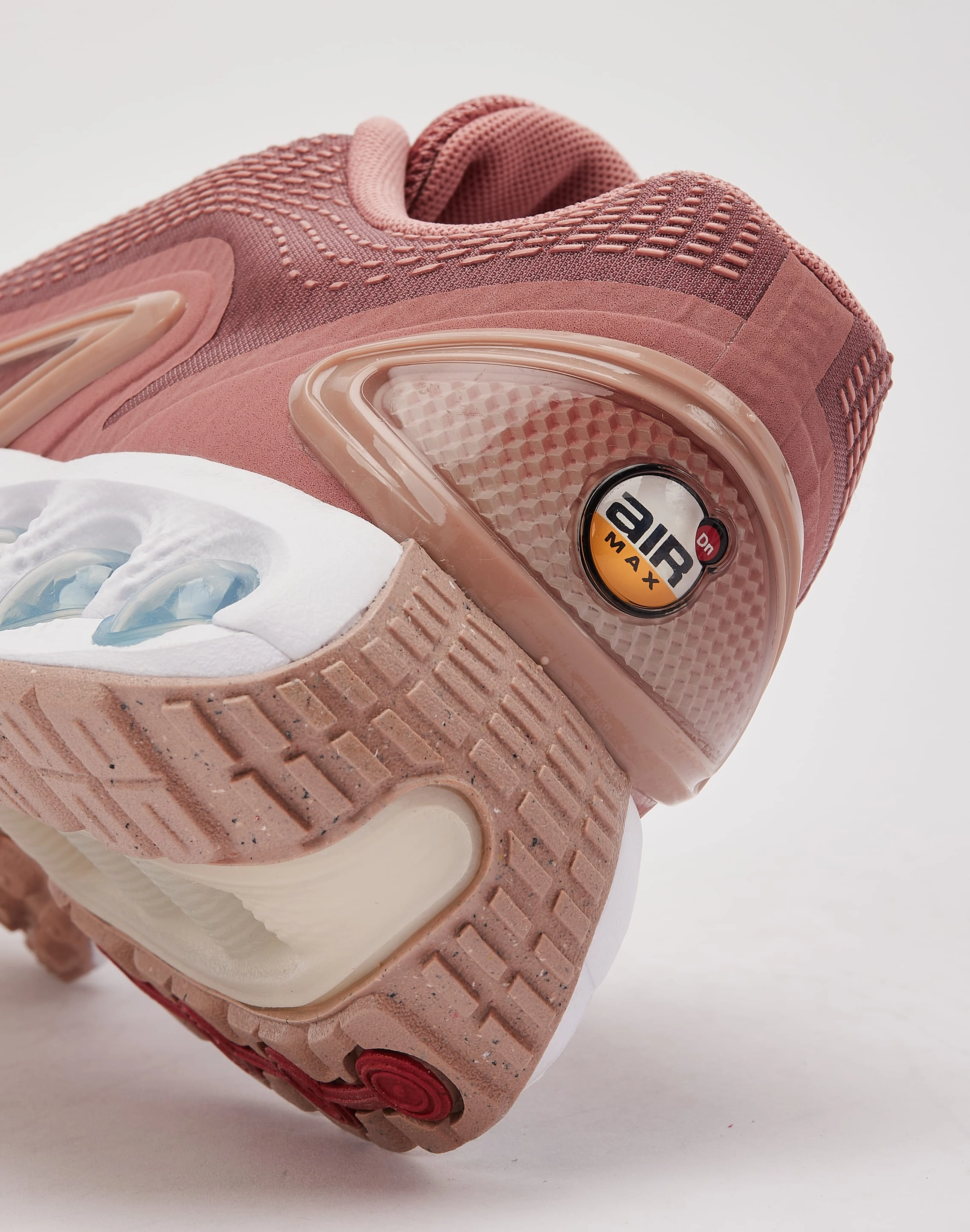 Nike Air Max Dn Hygroscopic Yarn Technology Comfortable Upper Material