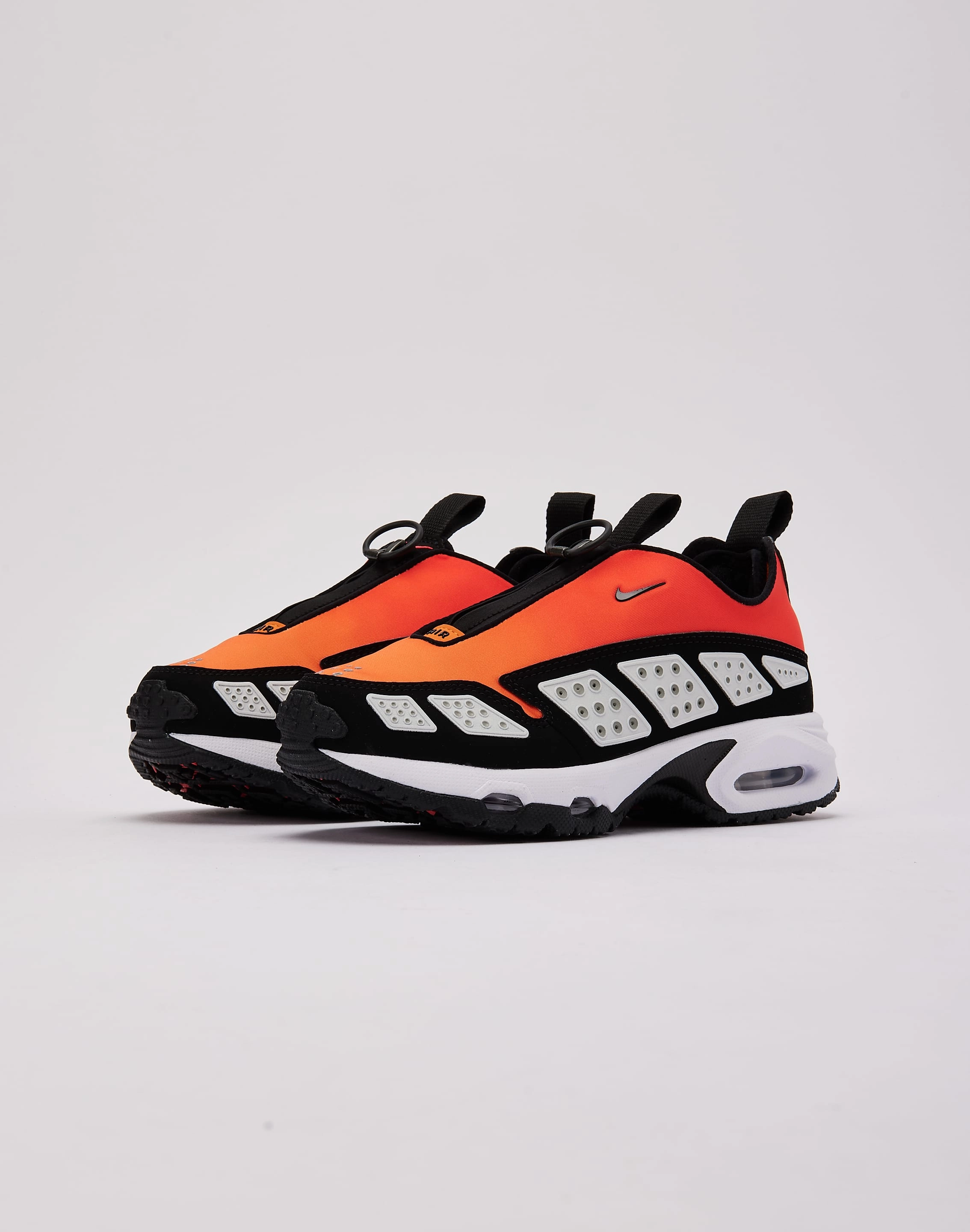odor - control insole shoes Nike Air Max SNDR 'Bright Crimson'