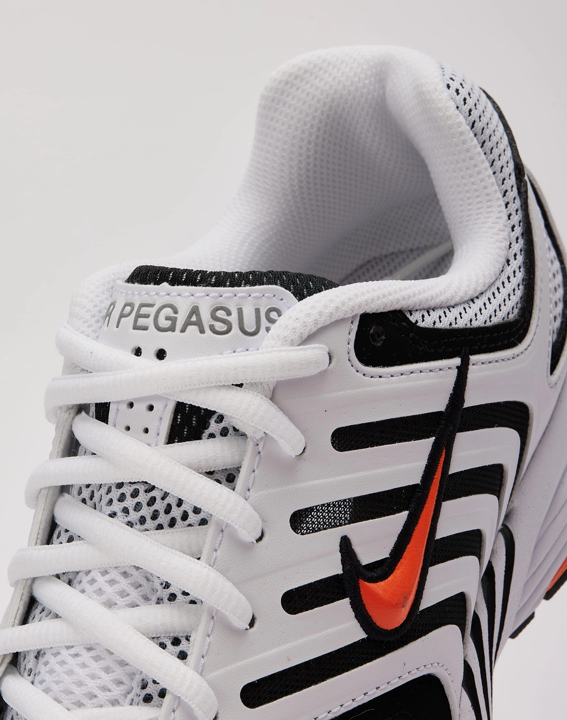 Nike Air Pegasus 2005 Vans Old Skool