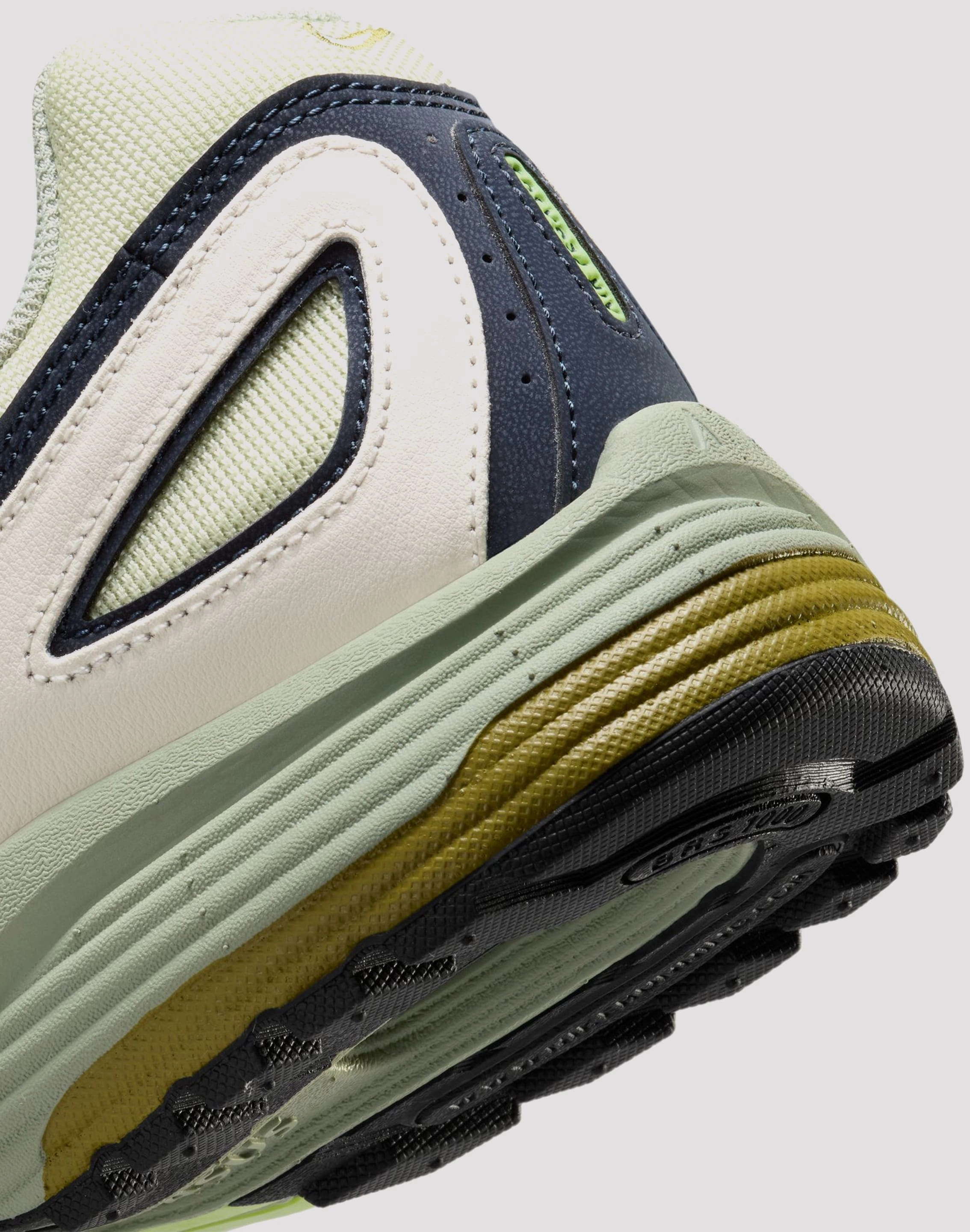 Nike Air Pegasus 2005 amateur running footwear Hard surface protection