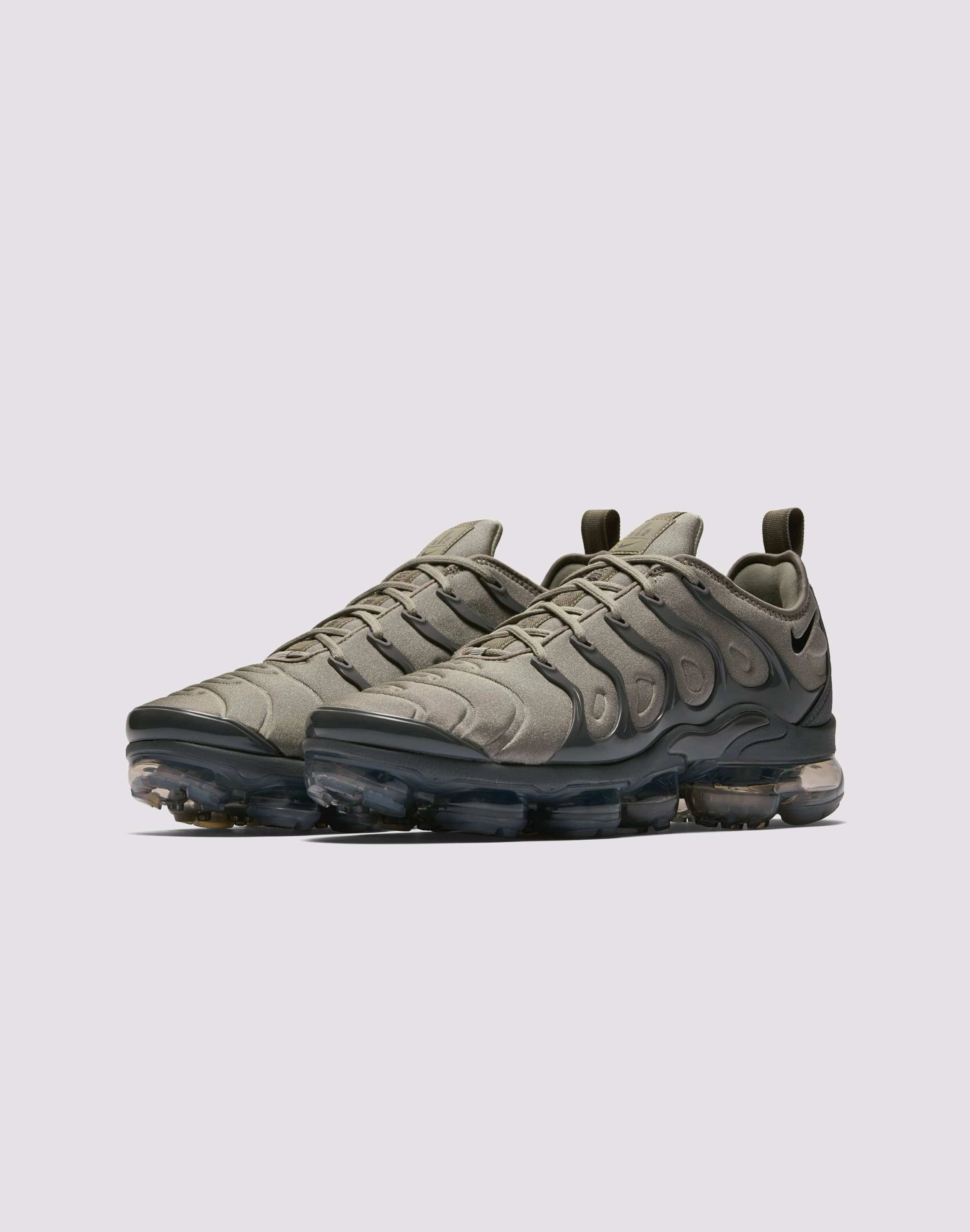 Sock Like Fit Design designer - brand shoes Nike Air VaporMax Plus