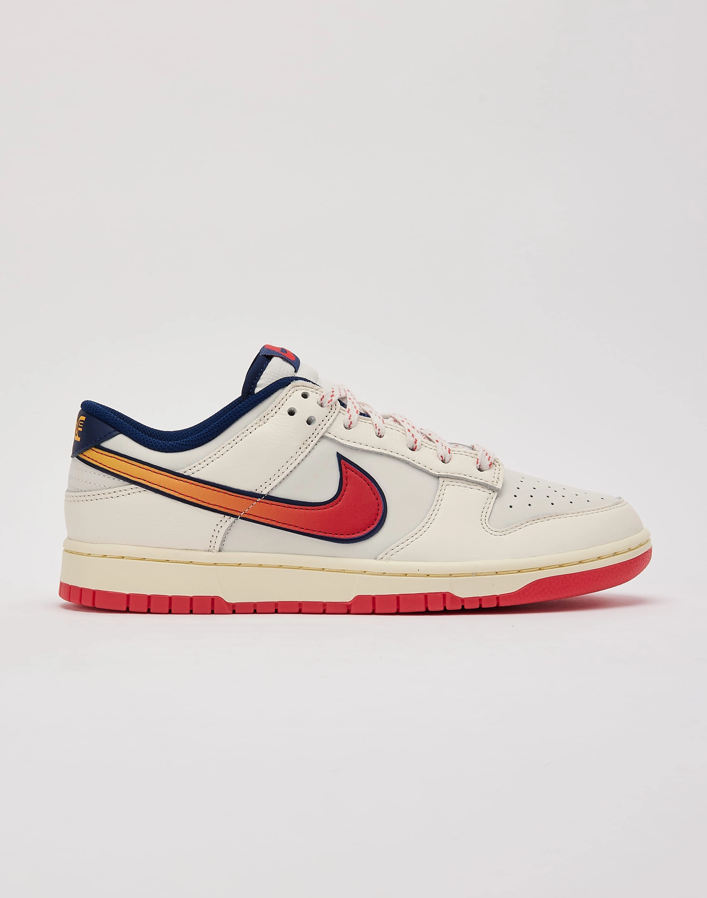 Nike Dunk Low 'Retro Lettering' Flexible Outsole Kick Power