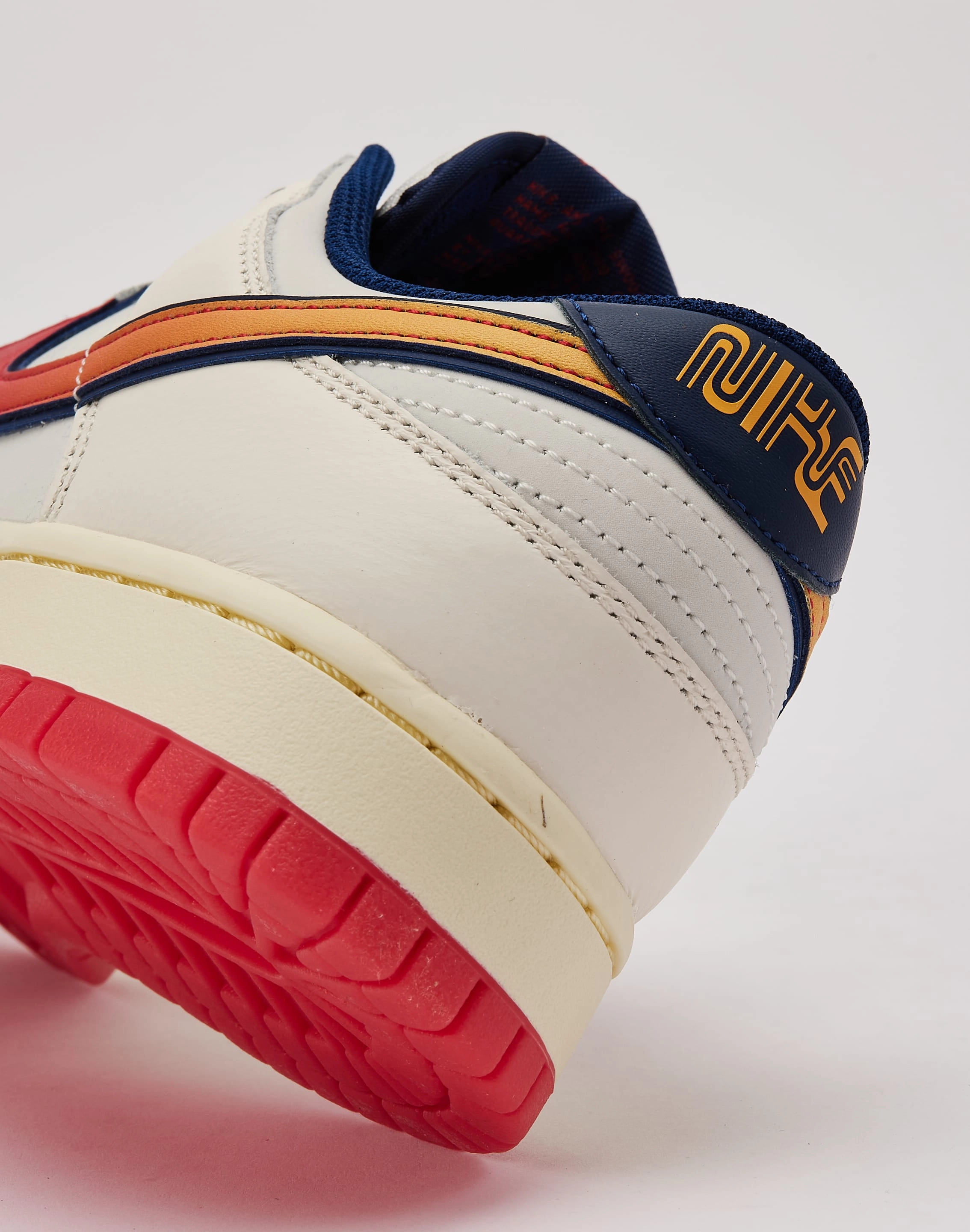 Bright tone Flexible Fit Frequent Travelers Nike Dunk Low 'Retro Lettering'