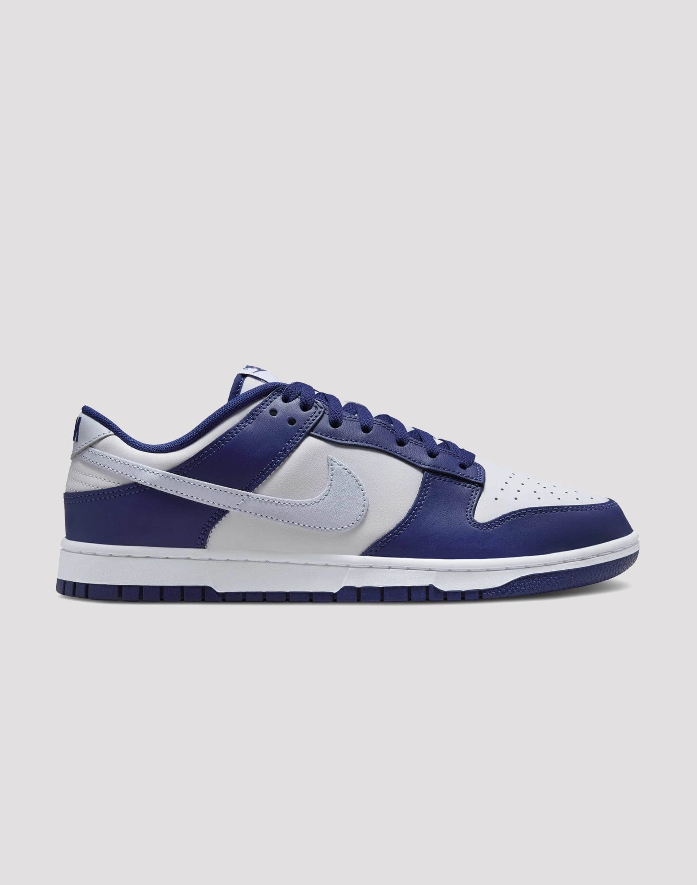 Nike Dunk Low Field Walk