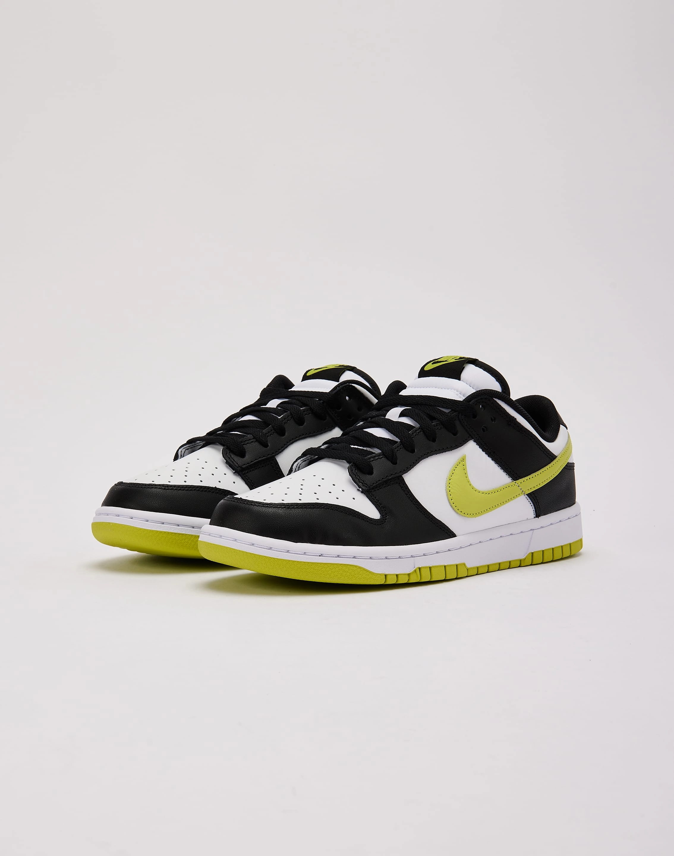 Nike Dunk Low Retro Travel Must Wide Base Stabilization