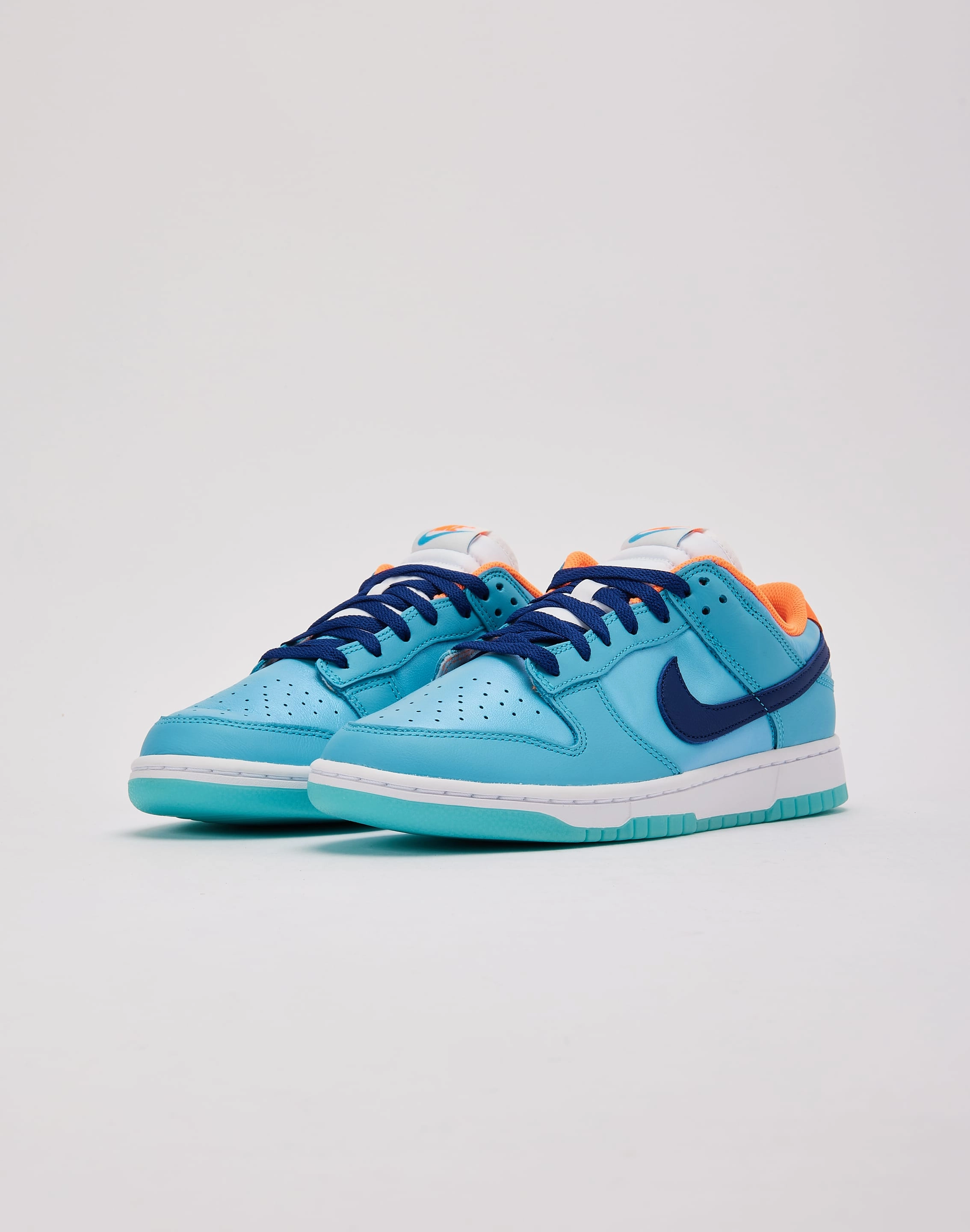 Nike Dunk Low SE Rapid pace