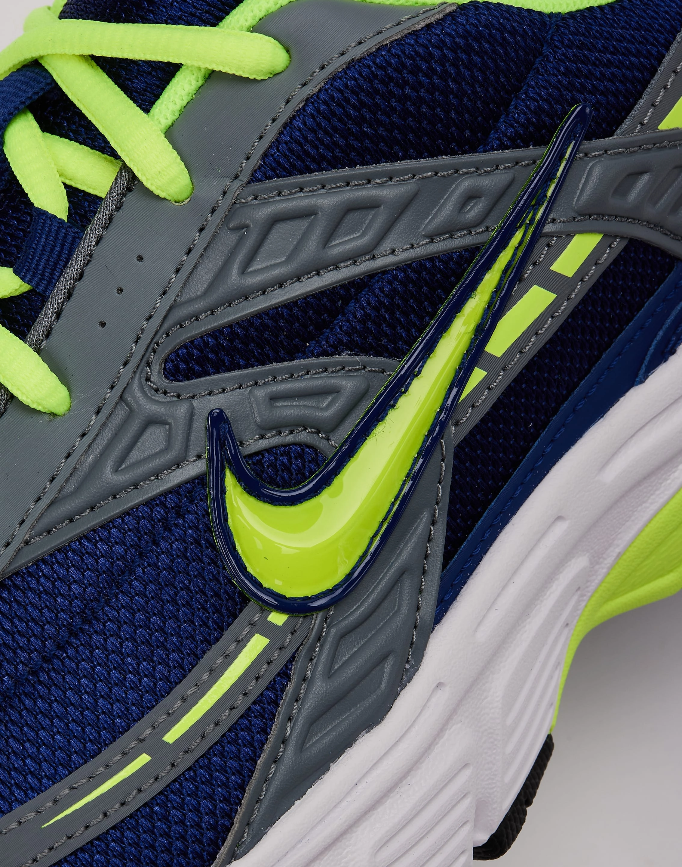 Nike Initiator Thermoregulating Layers