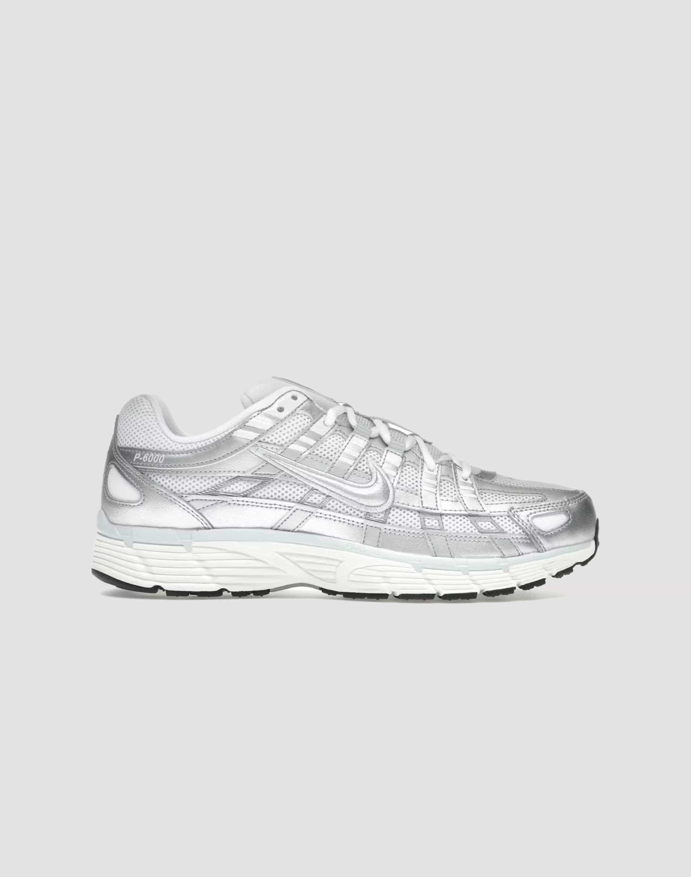 running in poorly - maintained tracks shoes Nike P-6000