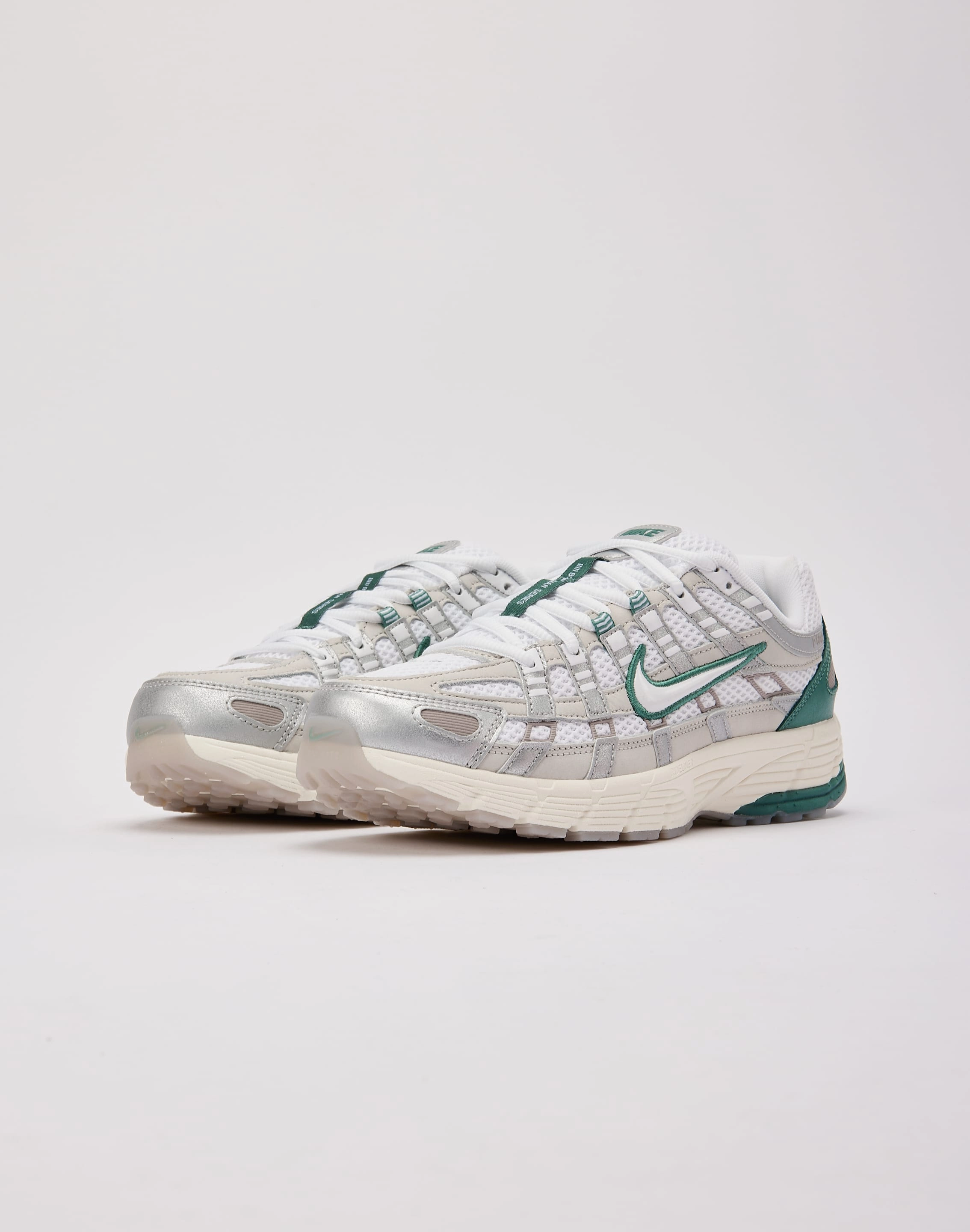 Nike P-6000 Premium Temperature Regulating Insole