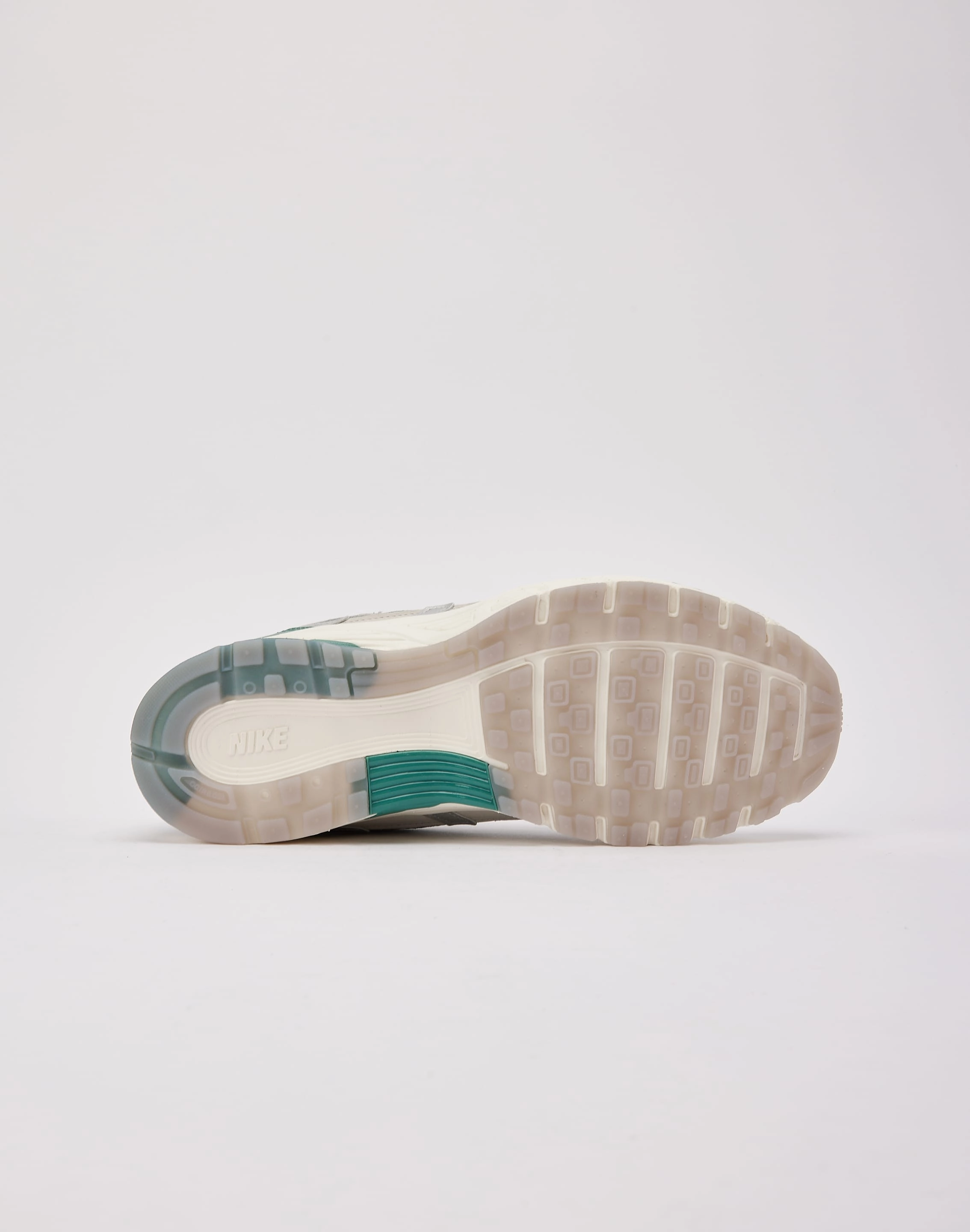 Knit Woven Upper Nike P-6000 Premium