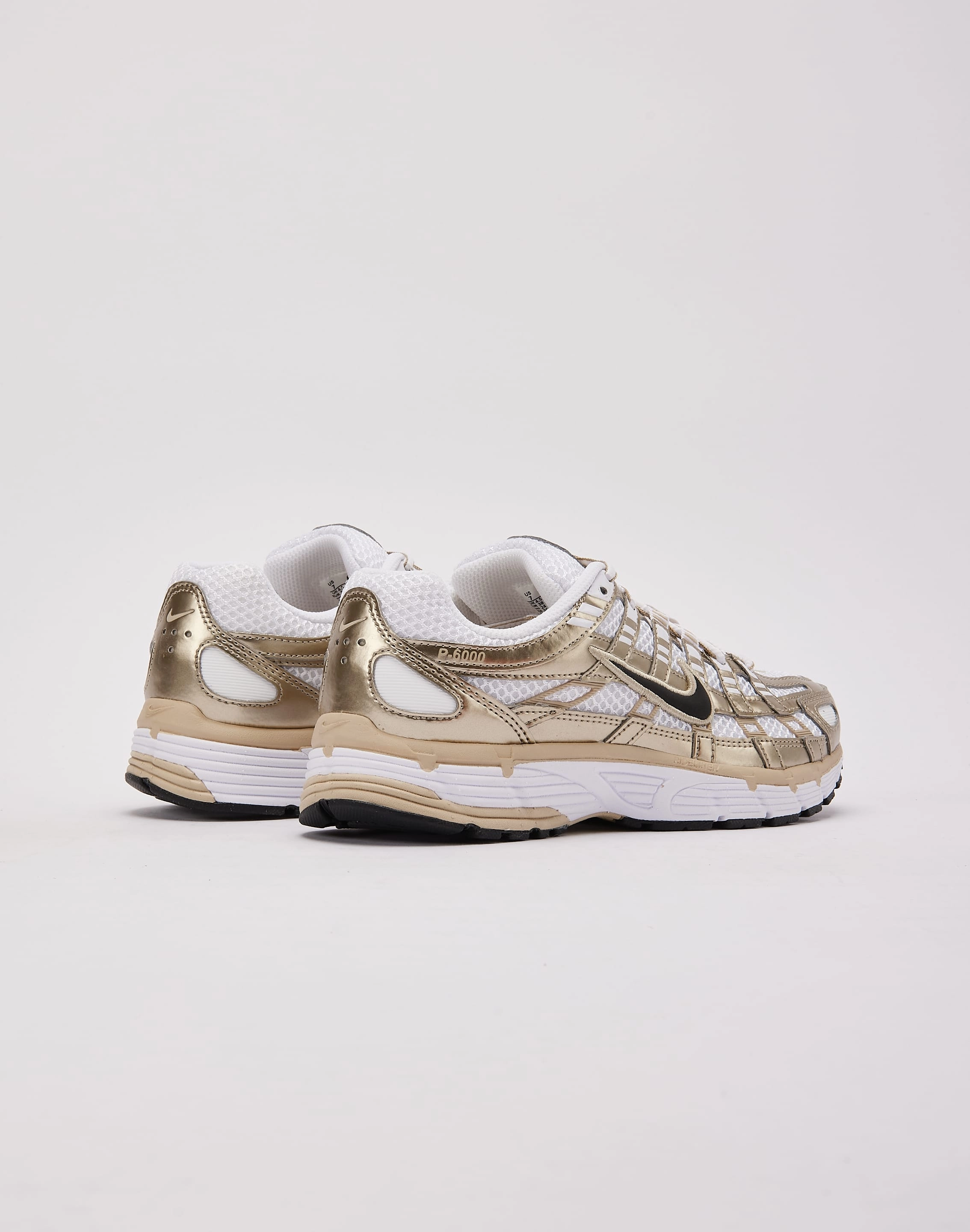 group running shoe function knitted upper running shoes Nike P-6000