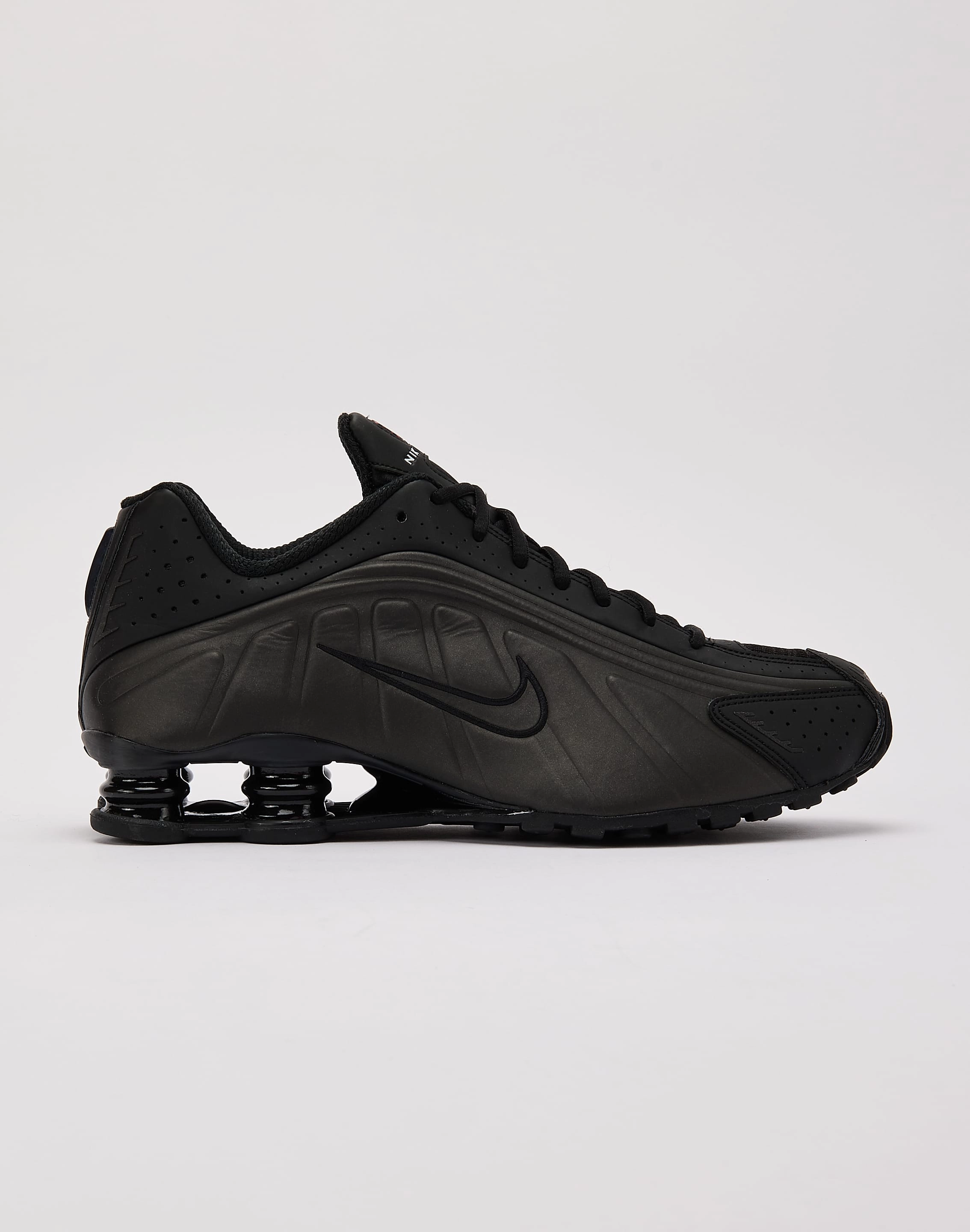 day - visibility shoes Nike  Shox R4