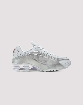 Nike Shox R4 weekend - runner Flexible Sole Design