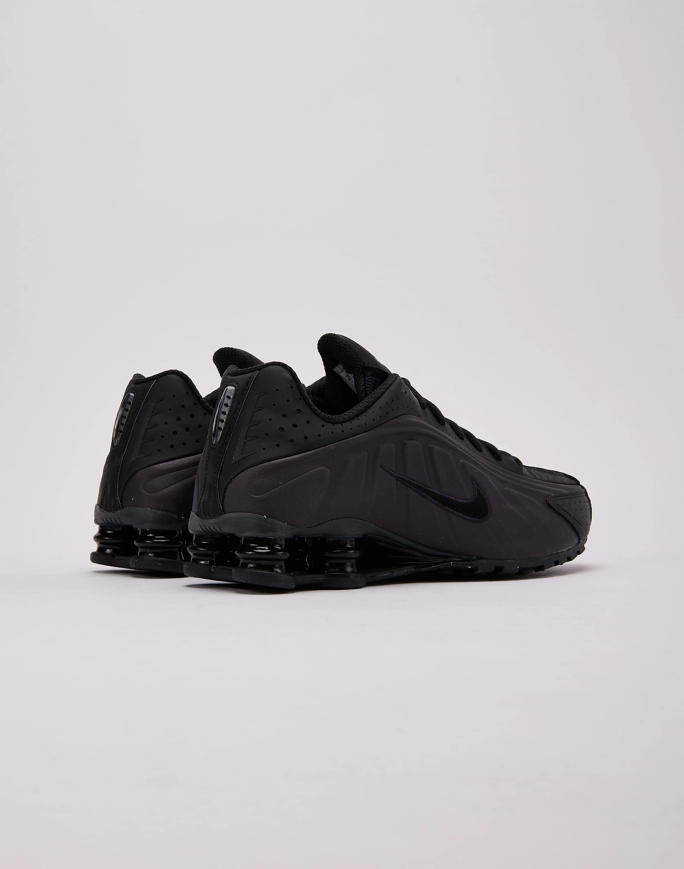 Motion Response leather - finish - design shoes Nike Shox R4