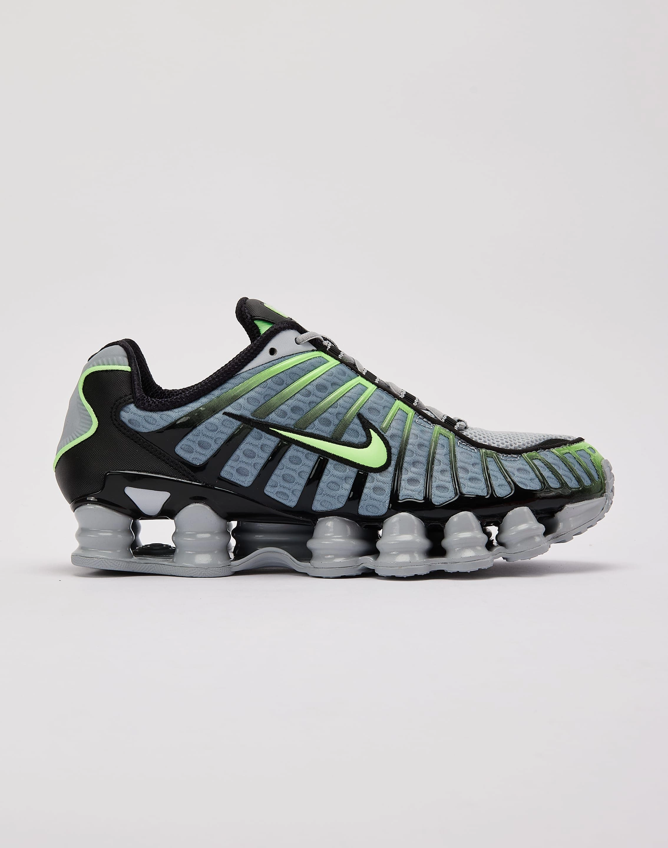 Nike Shox TL Mountain Run dark colors