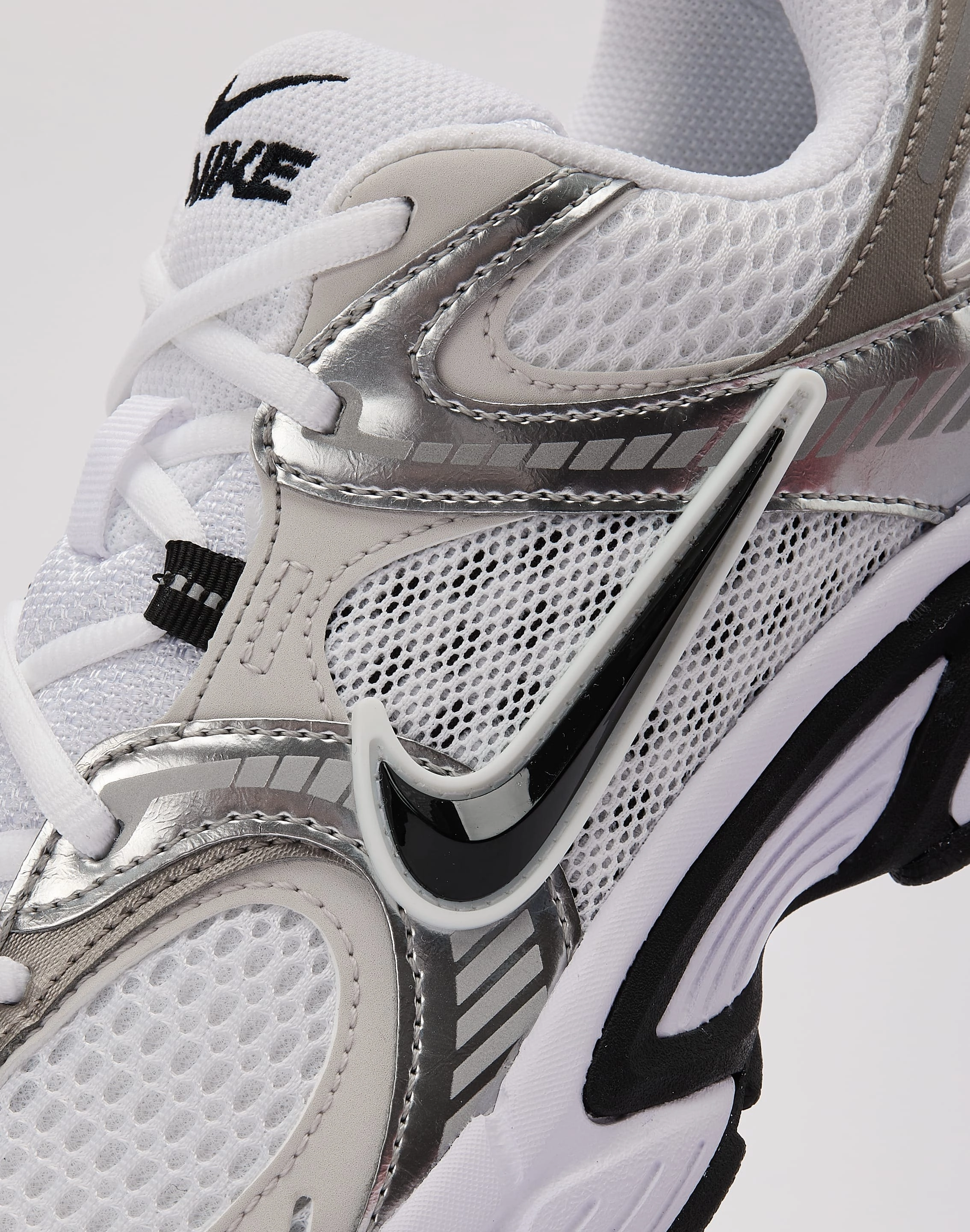 chunky - design shoes Grass - running Nike V5 RNR