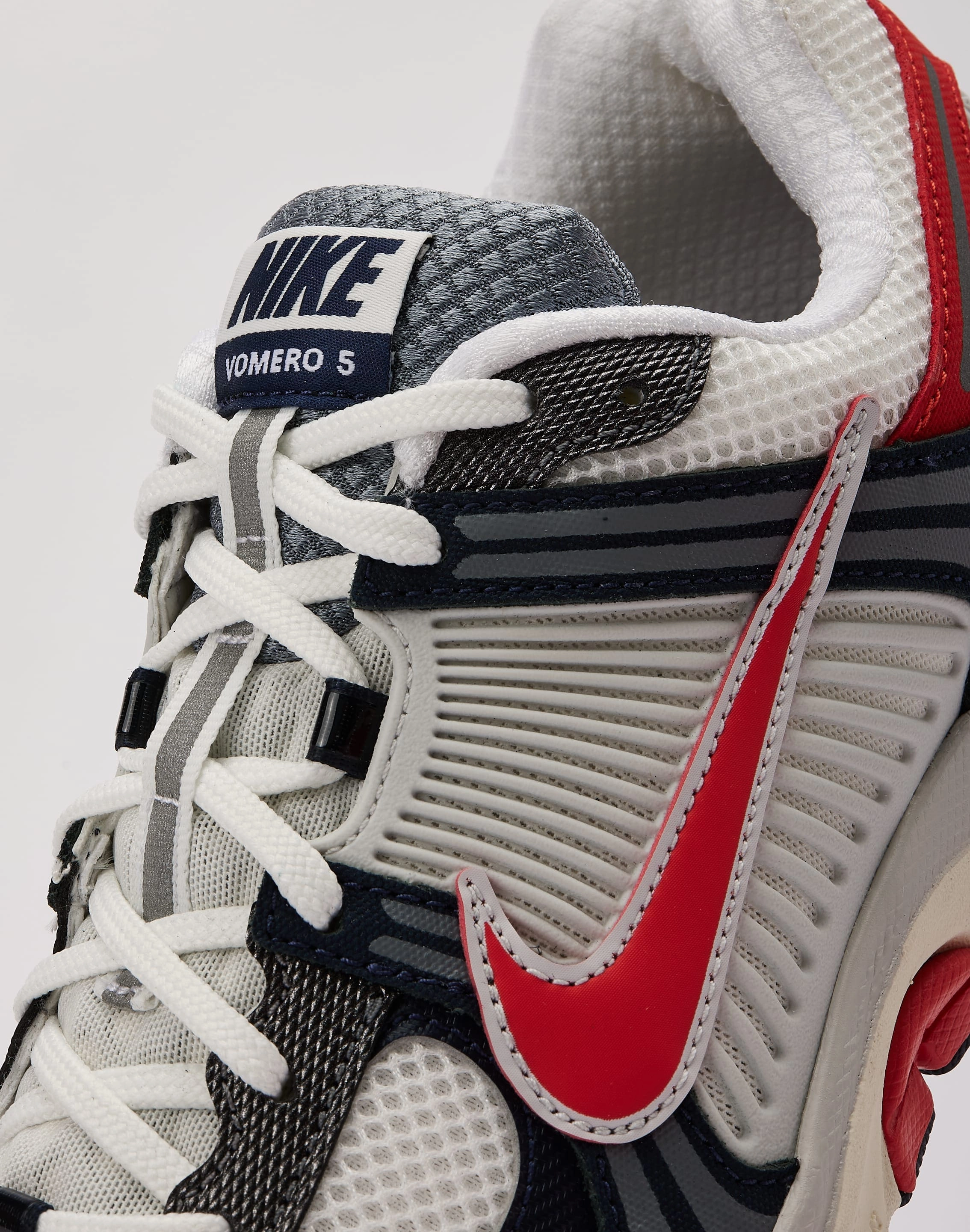 Comfort Fit System Nike Zoom Vomero 5