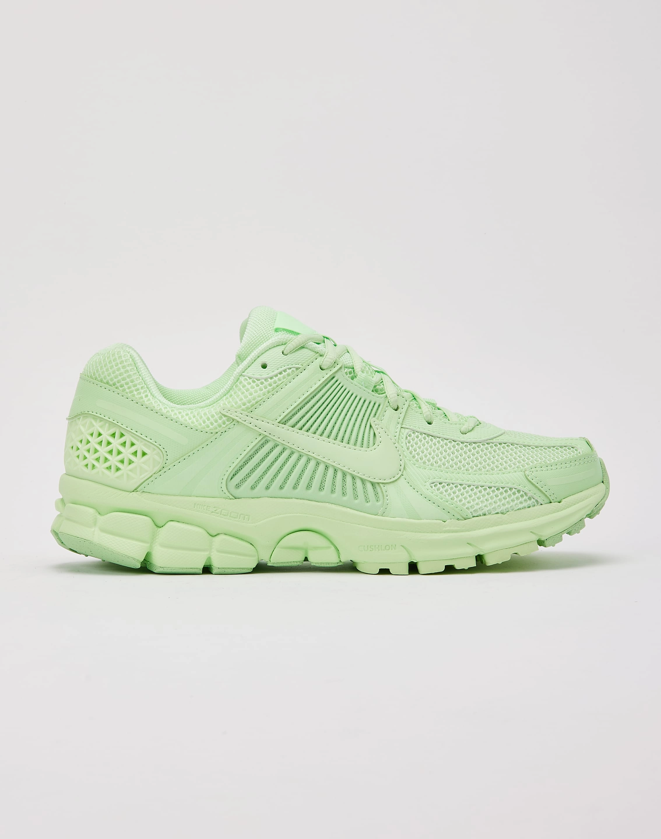 Nike Zoom Vomero 5 intermediate shoes Smooth Surface