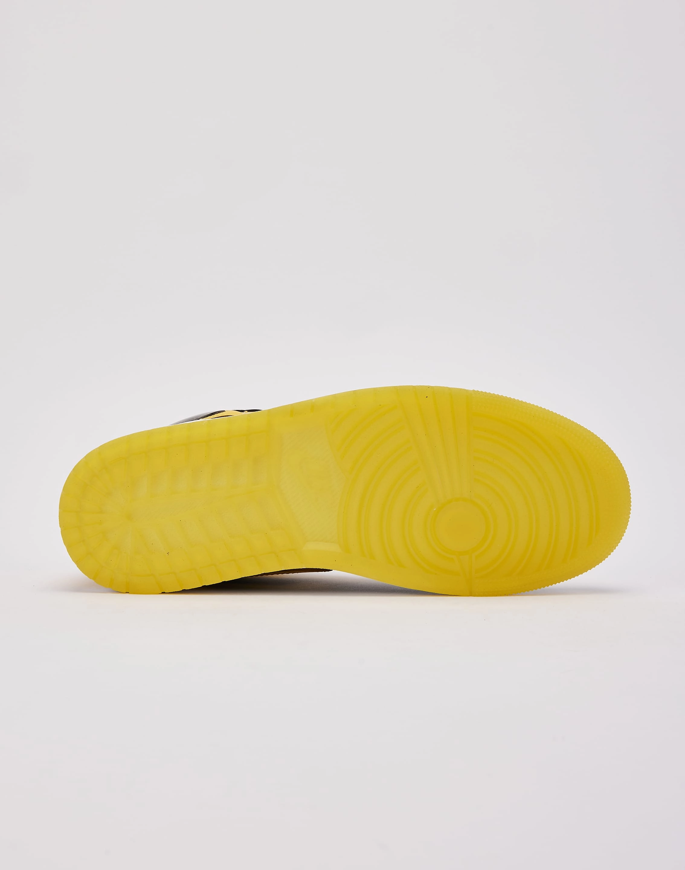 Jordan Air Jordan 1 Mid SE 'New Love' Sole Soft