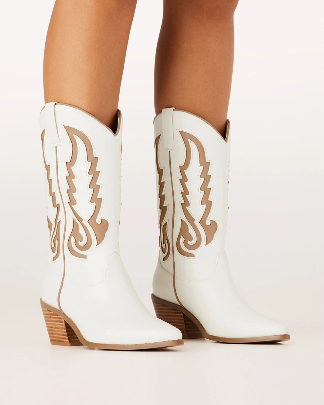 Padded Collar Structure NORVA - WHITE DESERT