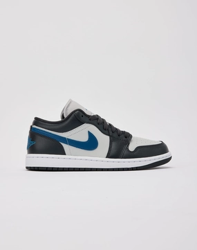 Jordan Air Jordan 1 Low Mix Hue Arch Support Standing Workers