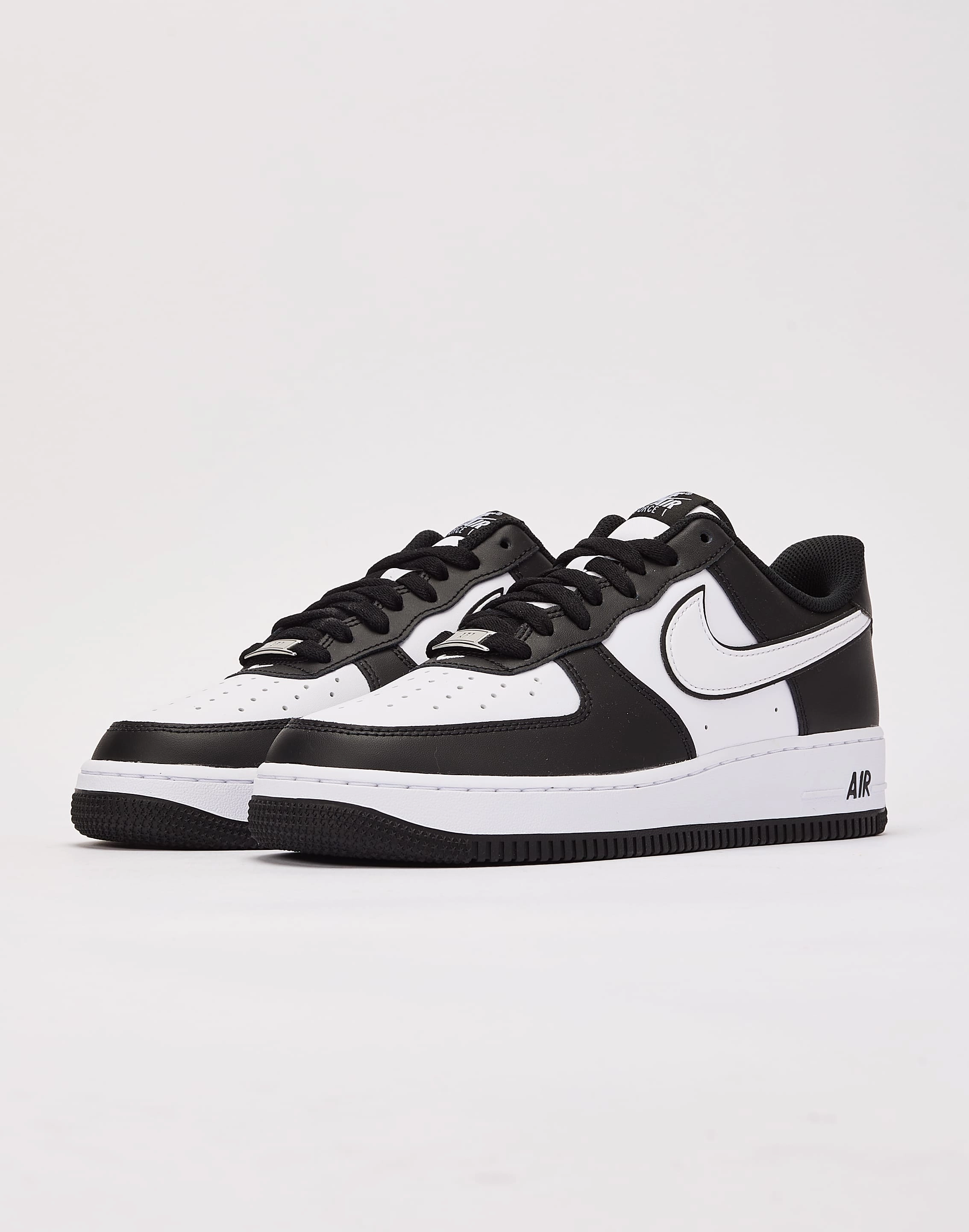 Teen Fun Nike Air Force 1 Low '07