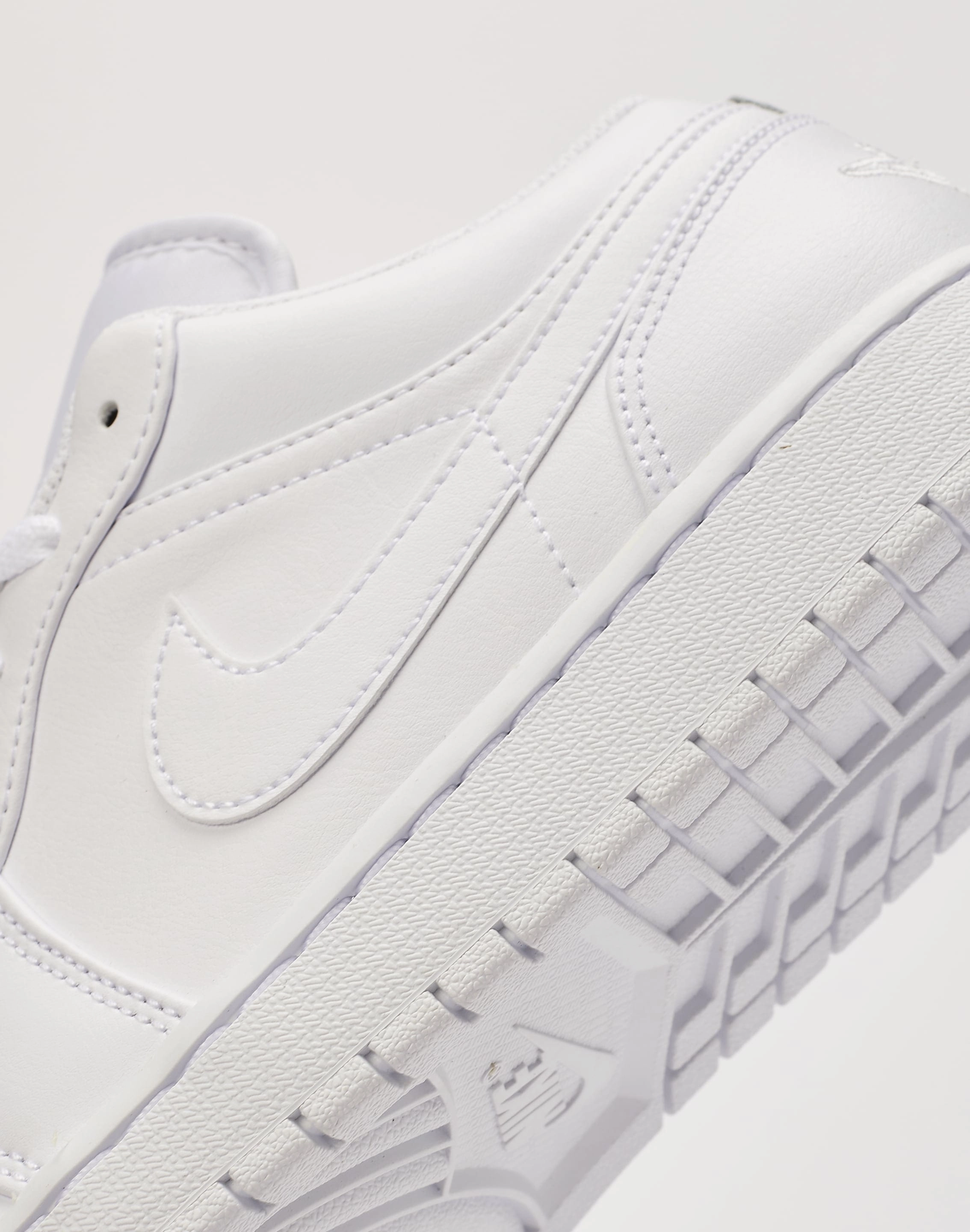 All Day Comfort Engineering Feather Light Travel Enthusiasts Jordan Air Jordan 1 Low