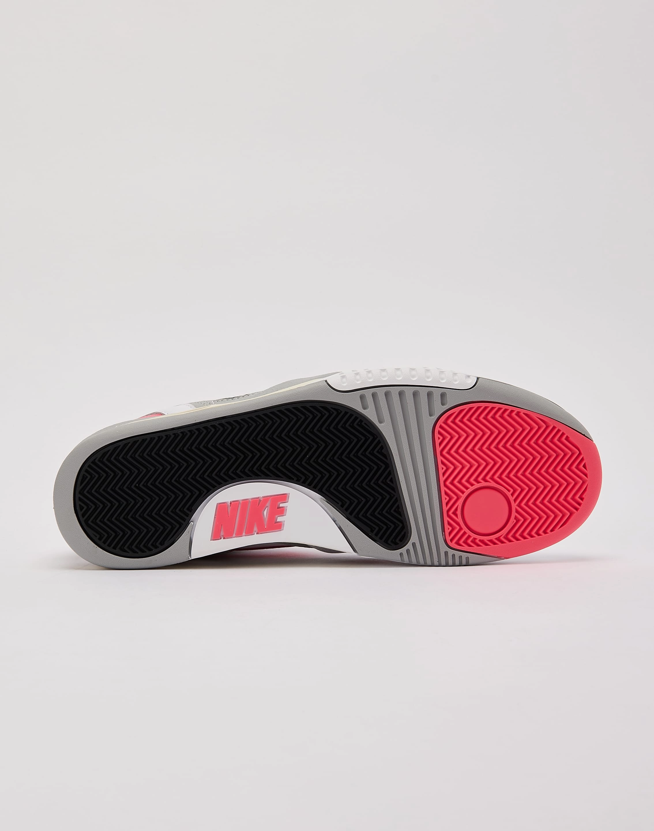 Smart Look Nike Air Tech Challenge 2