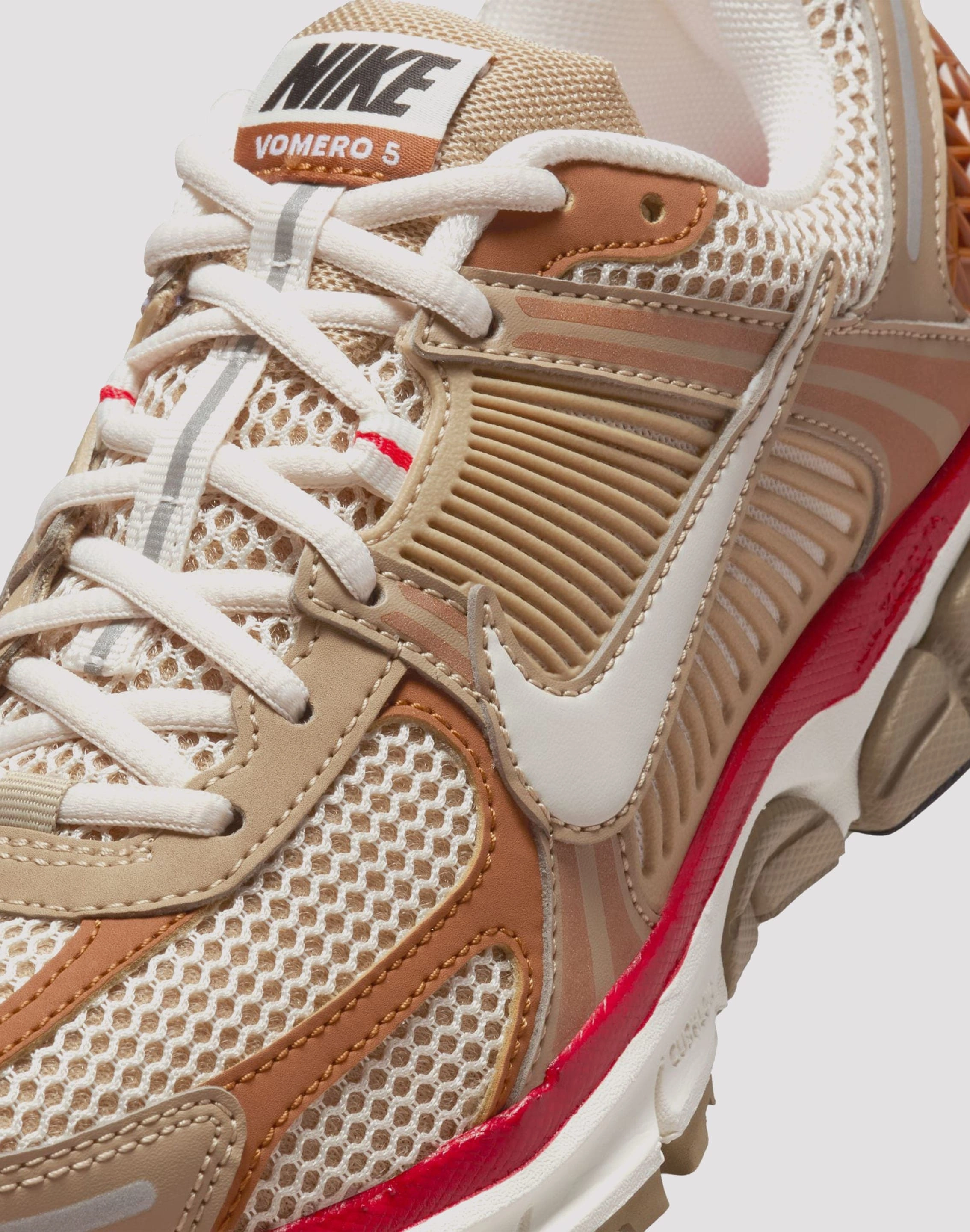 Micro Perforation Ventilation Nike Zoom Vomero 5 "Khaki/Phantom/Fire Red/Sail"