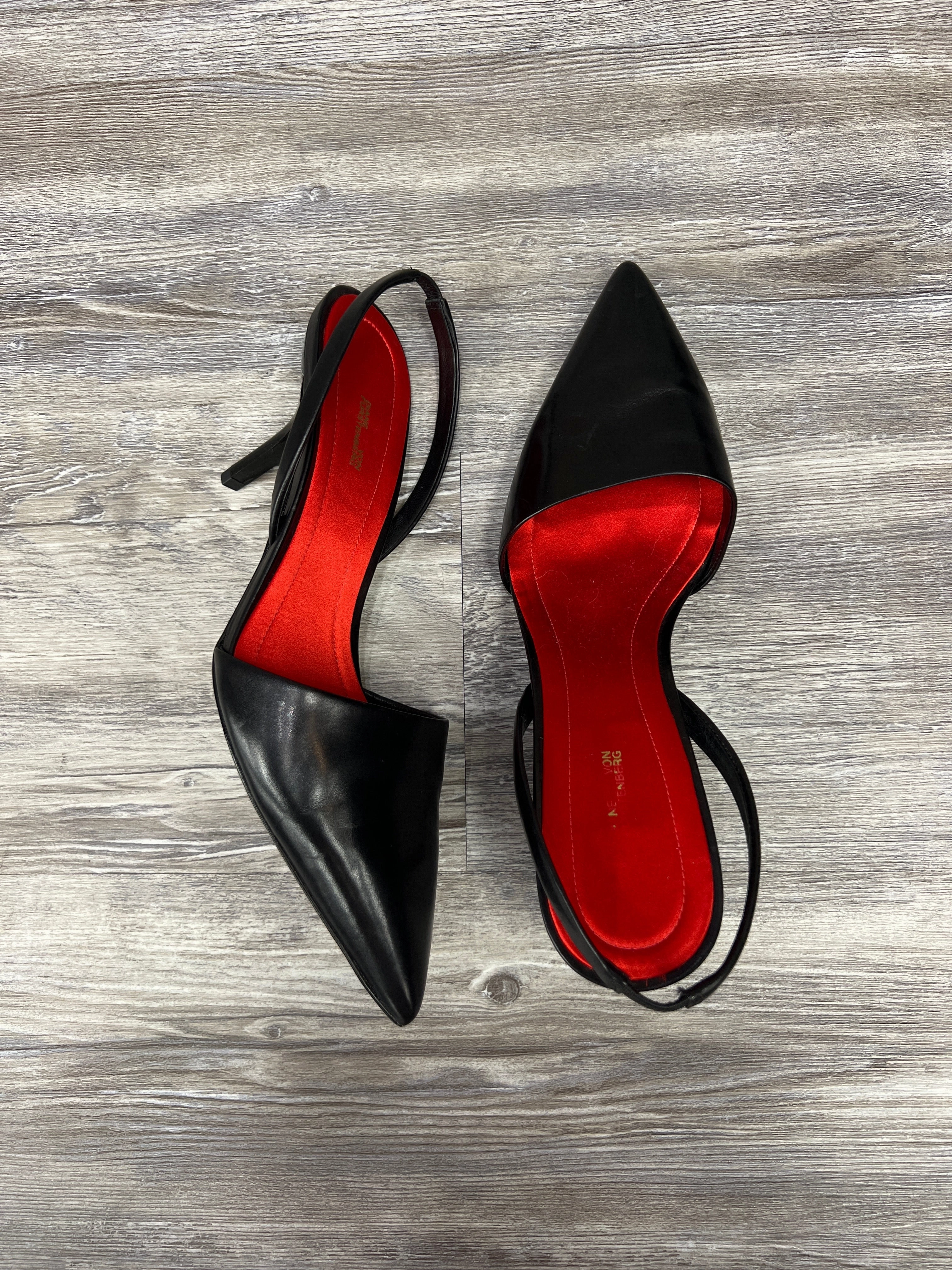 Shoes Designer By Diane Von Furstenberg Size: 9 Vibration Dampening Layer Track Run