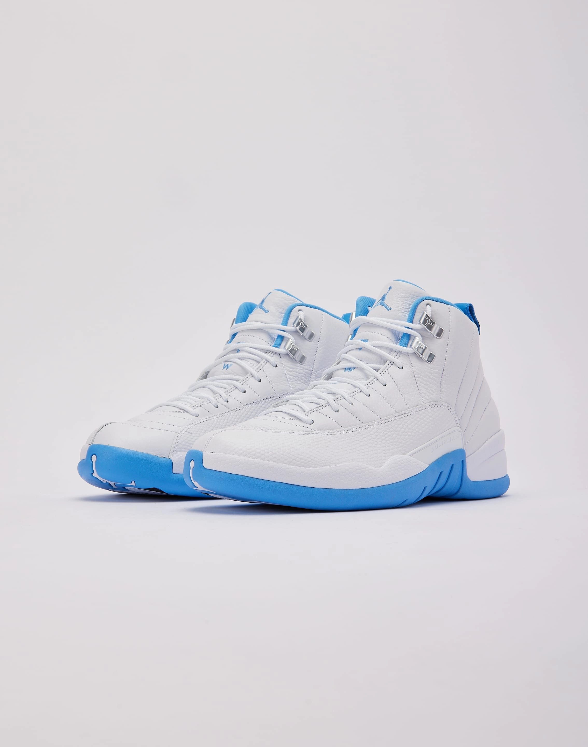 Jordan Air Jordan 12 Retro 'White and University Blue' Supportive Comfort Bend