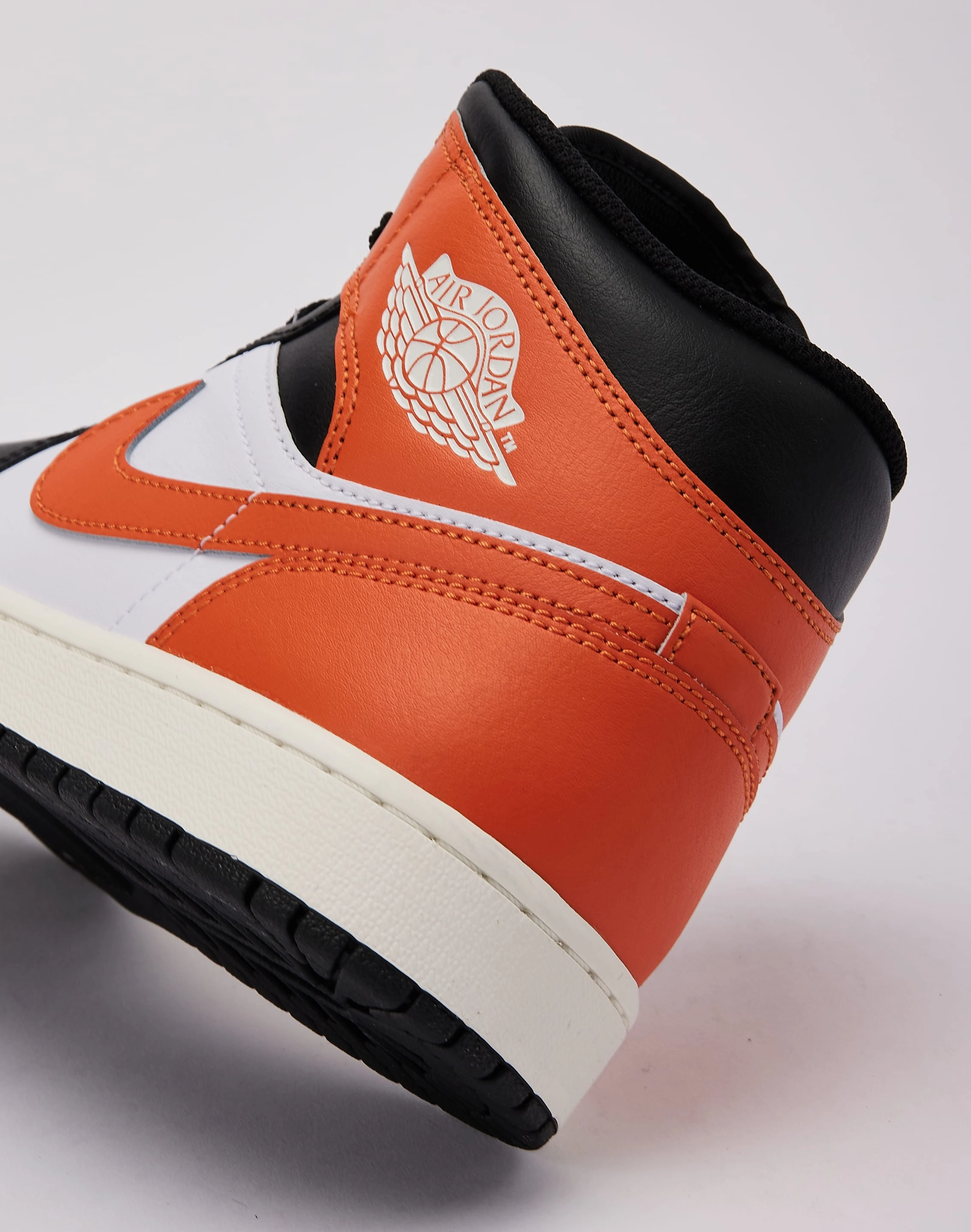 Feather Light Urban Stroll Jordan Air Jordan 1 Mid