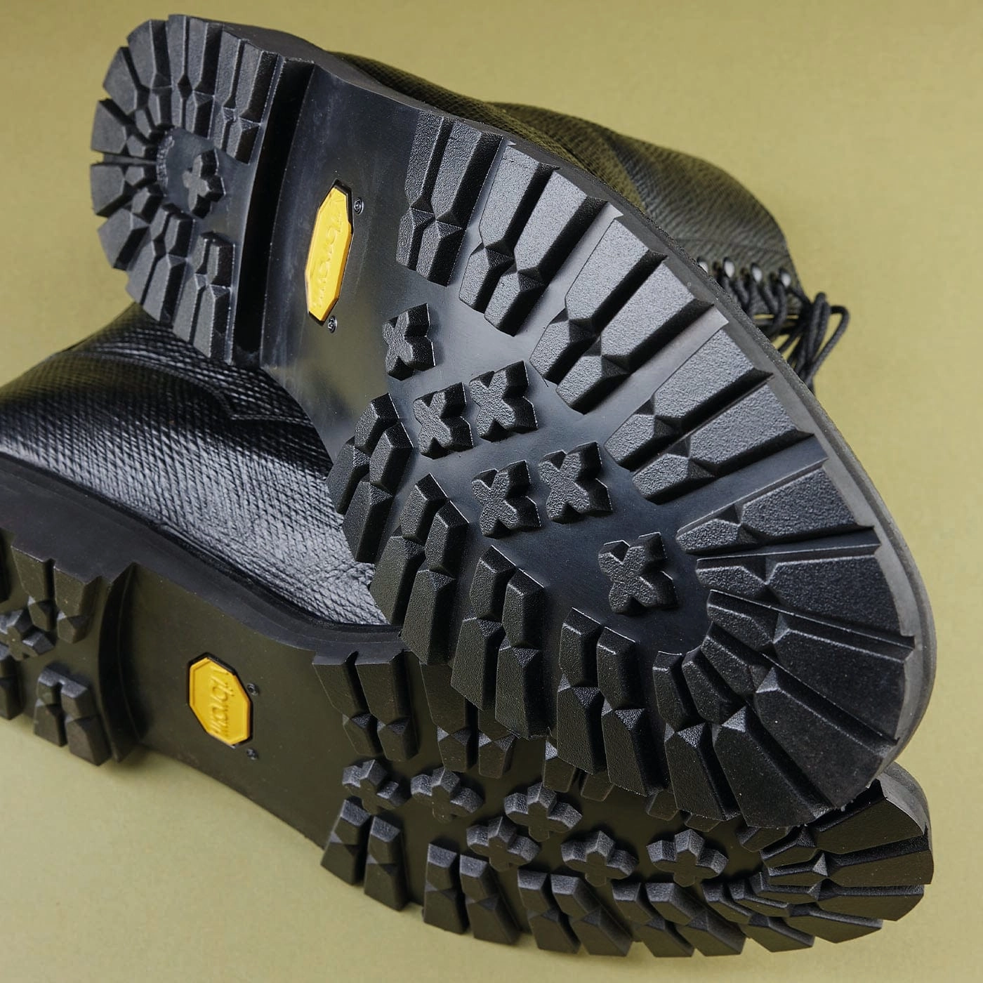 Warm Core Grizedale Black Russian Grain