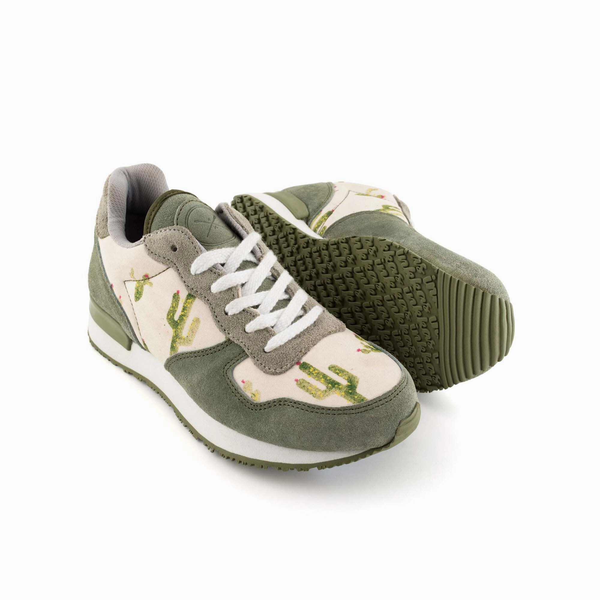 Anti Slip Groove Pattern Prickly Jogger