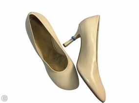 Shoes Luxury Designer By Burberry In Ivory, Size: 7.5 spring fresh