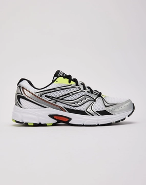Endurance running in a tied - arch bridge area shoes Saucony Ride Millennium