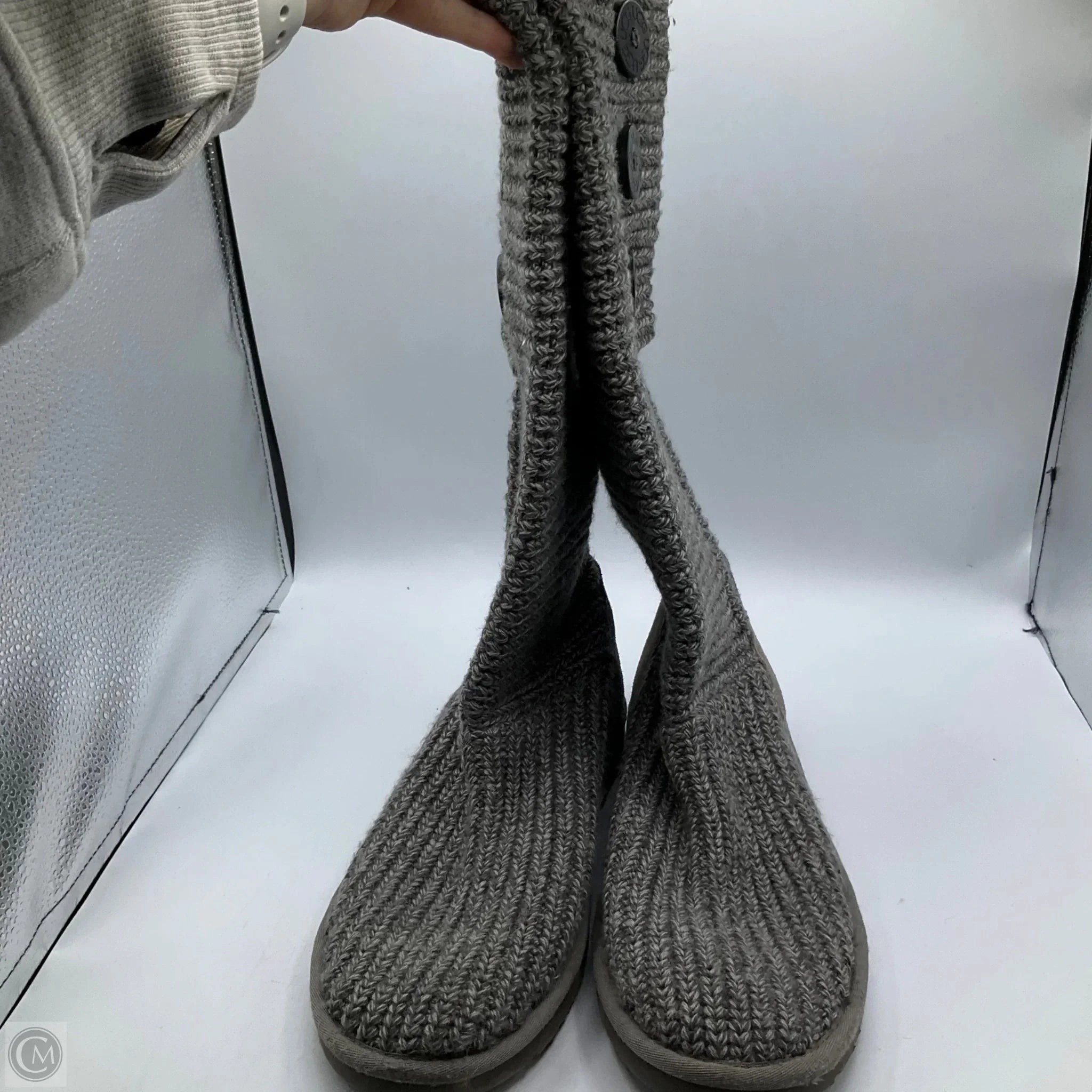 Boots Designer By Ugg In Grey, Size: 9 Responsive Cushion Tech Weekend Casual