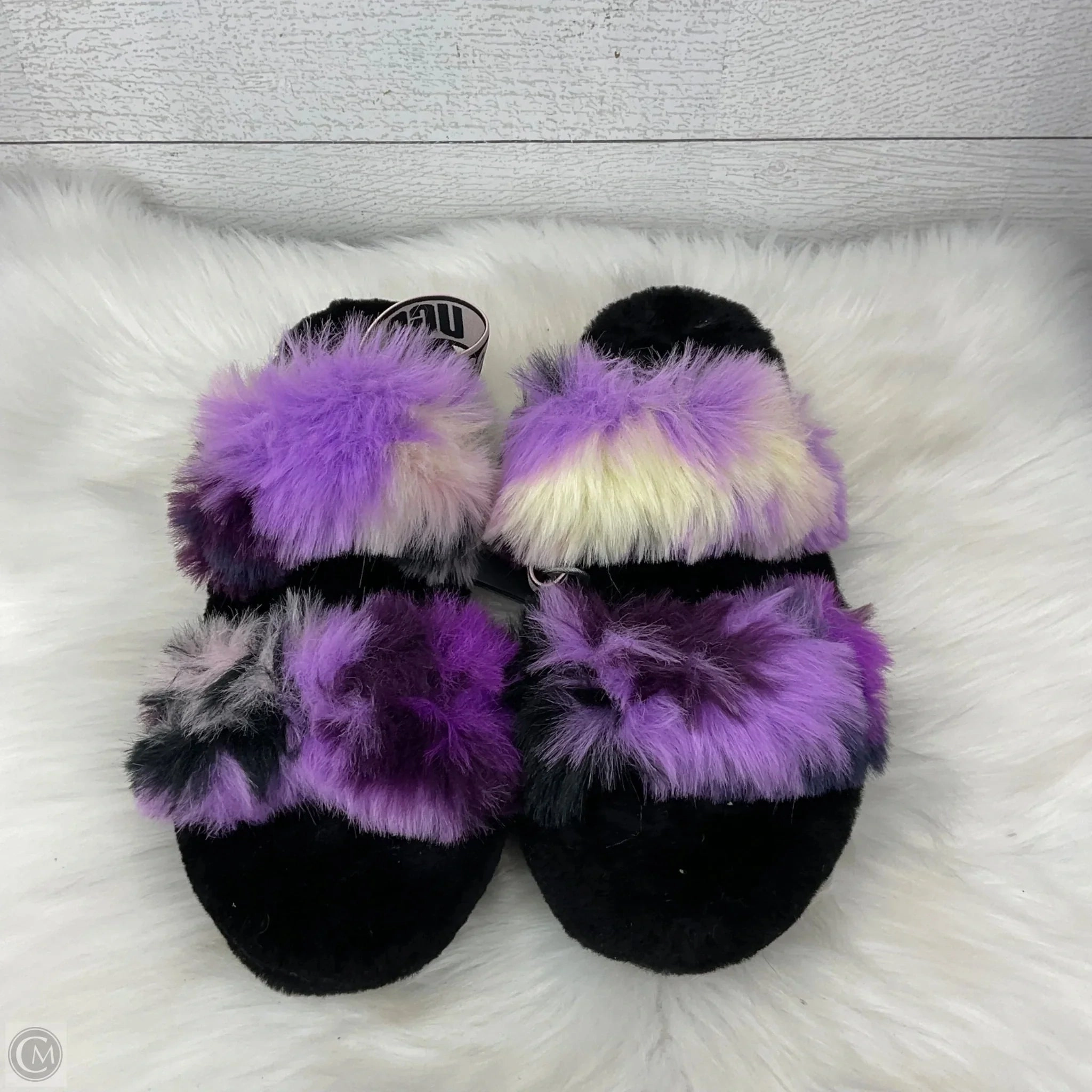 Peace Mood sports Sandals Designer By Ugg In Black, Size: 10