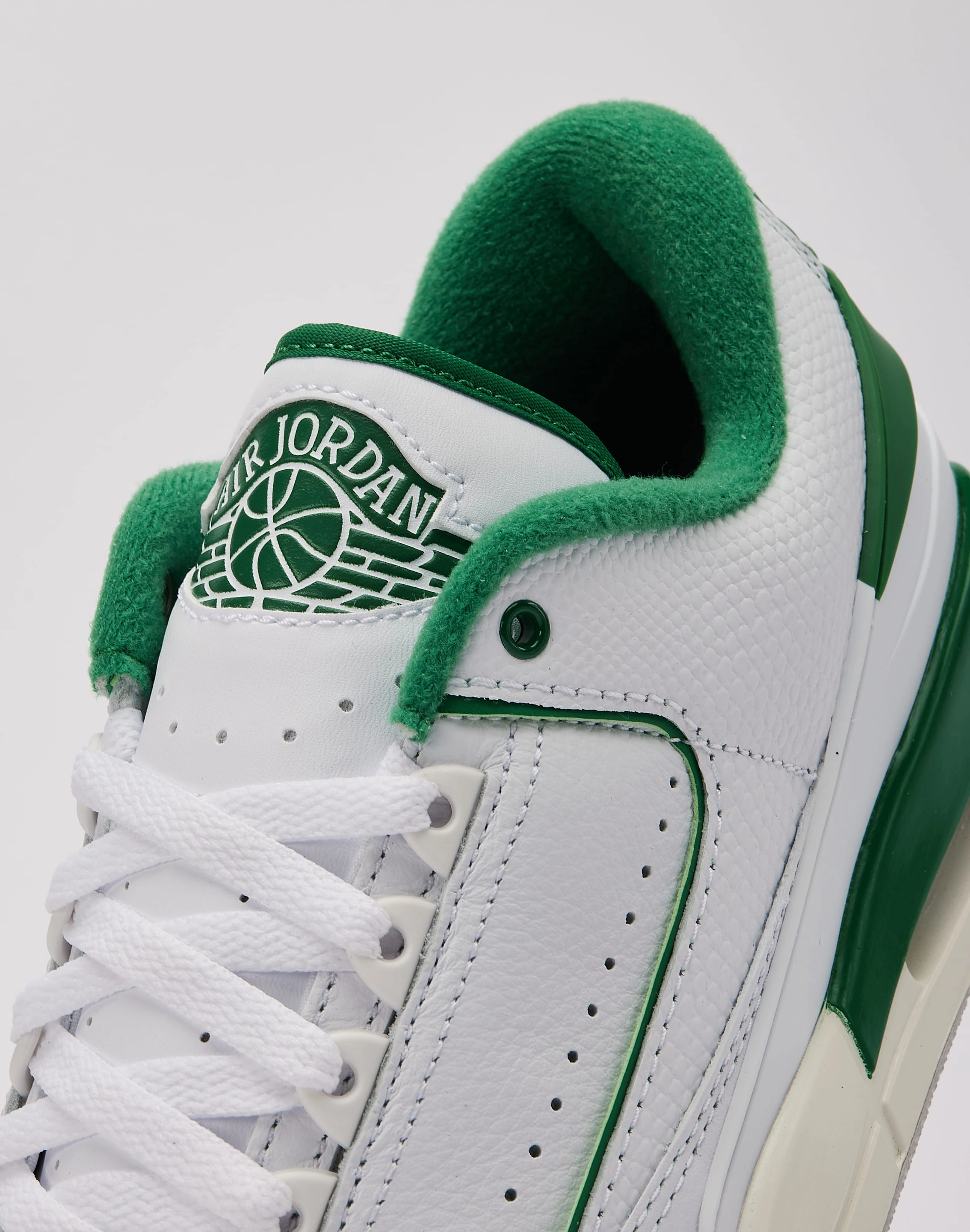 Shock Absorption Technology Ventilated Mesh Travel Enthusiasts Jordan 2/3