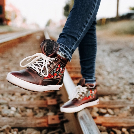 Lace Up Style Every Condition Rooster Camping Boot