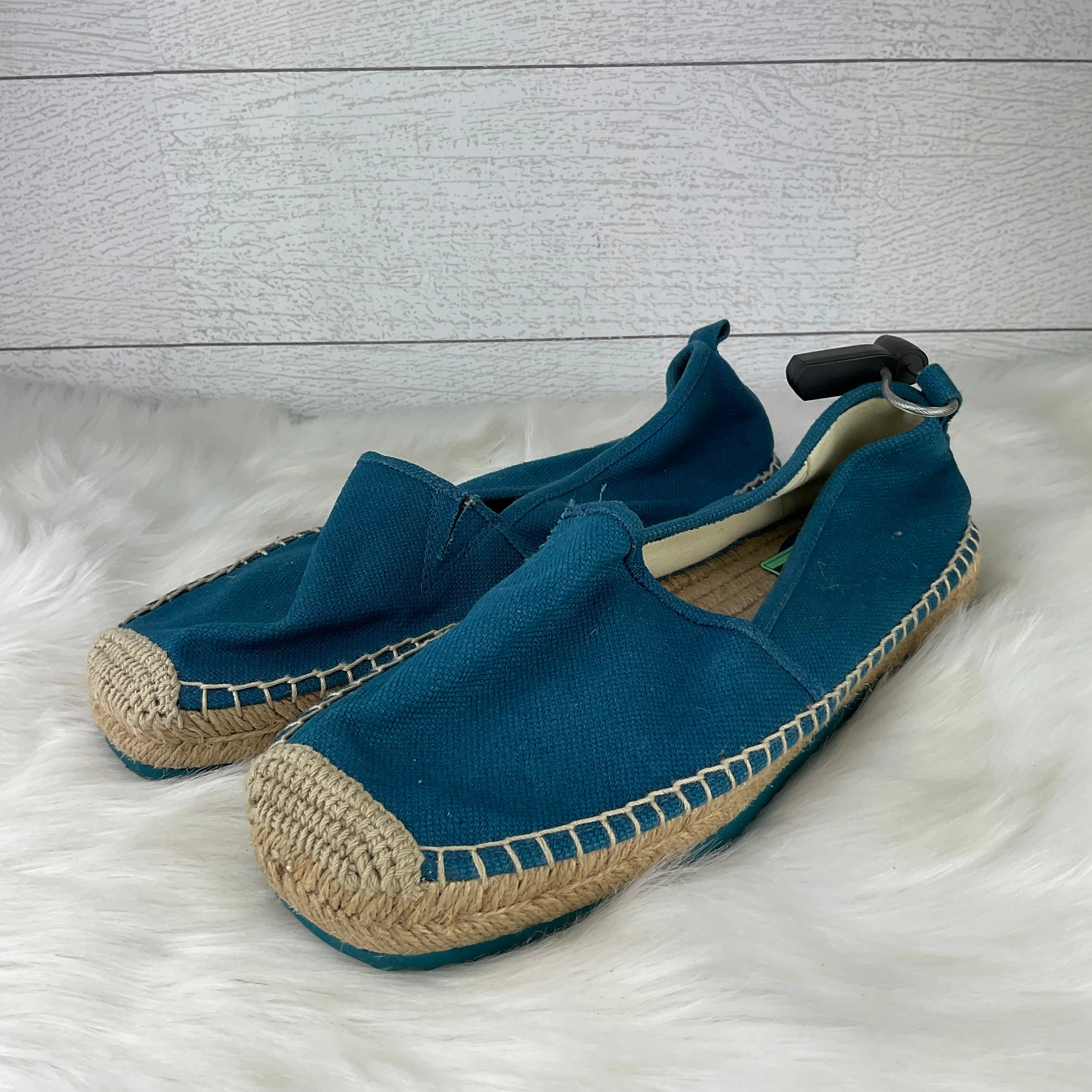 Summer Base Shoes Designer By Michael Kors  Size: 8.5