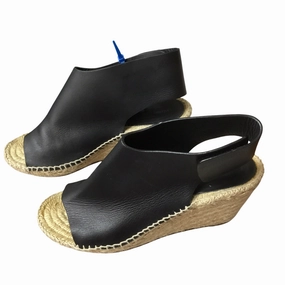 Old School Cushioned Sandals Luxury Designer By Celine In Black, Size: 38