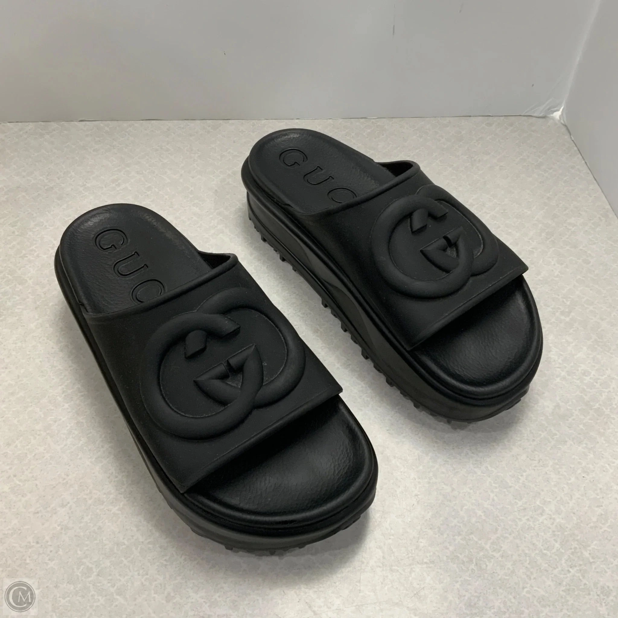 Sandals Luxury Designer By Gucci In Black, Size: 8 Flexible Fit Frequent Travelers Agile Fit