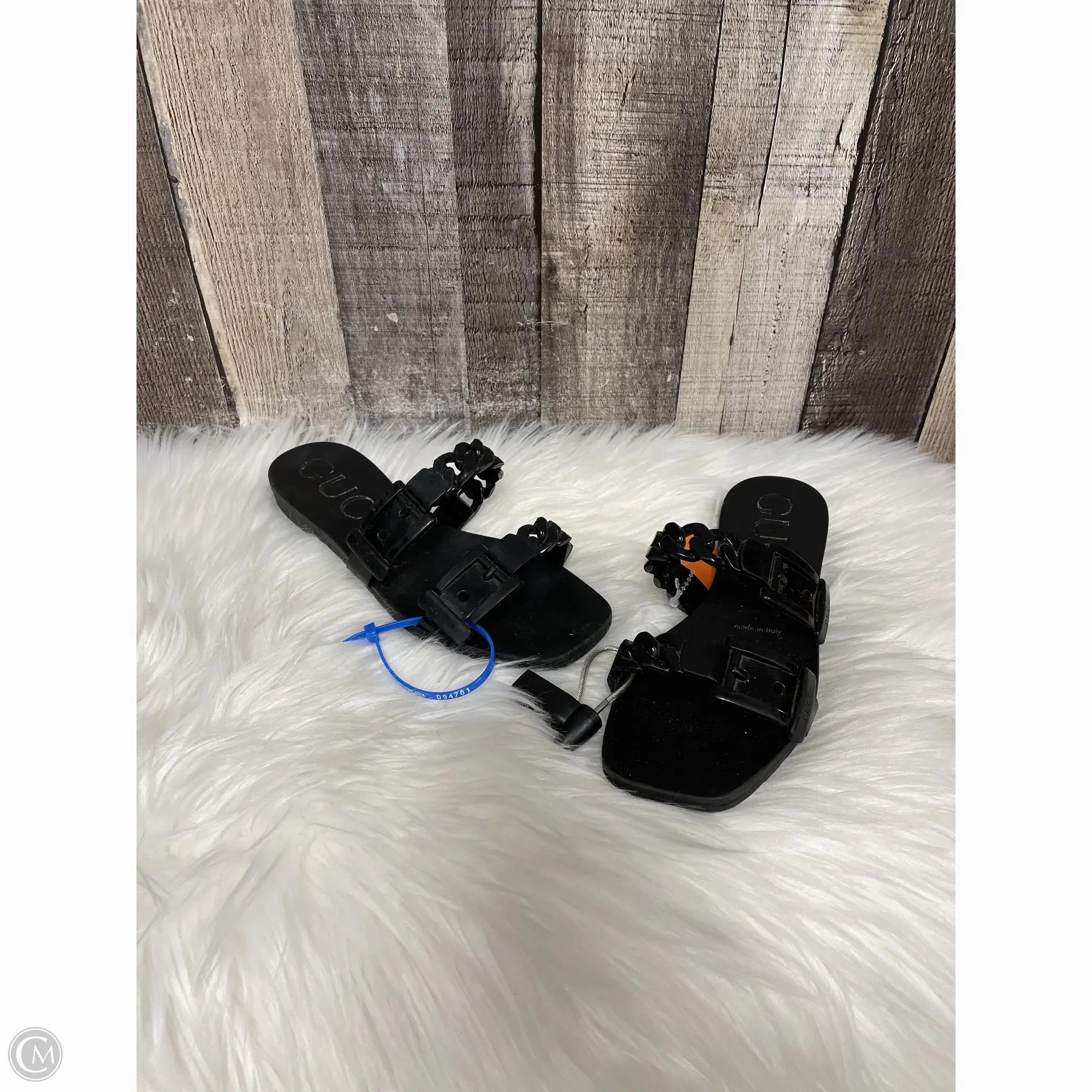 Grip Strong Sandals Luxury Designer By Gucci In Black, Size: