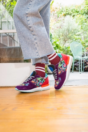 Saras Cush Jogger Sneaker Culture