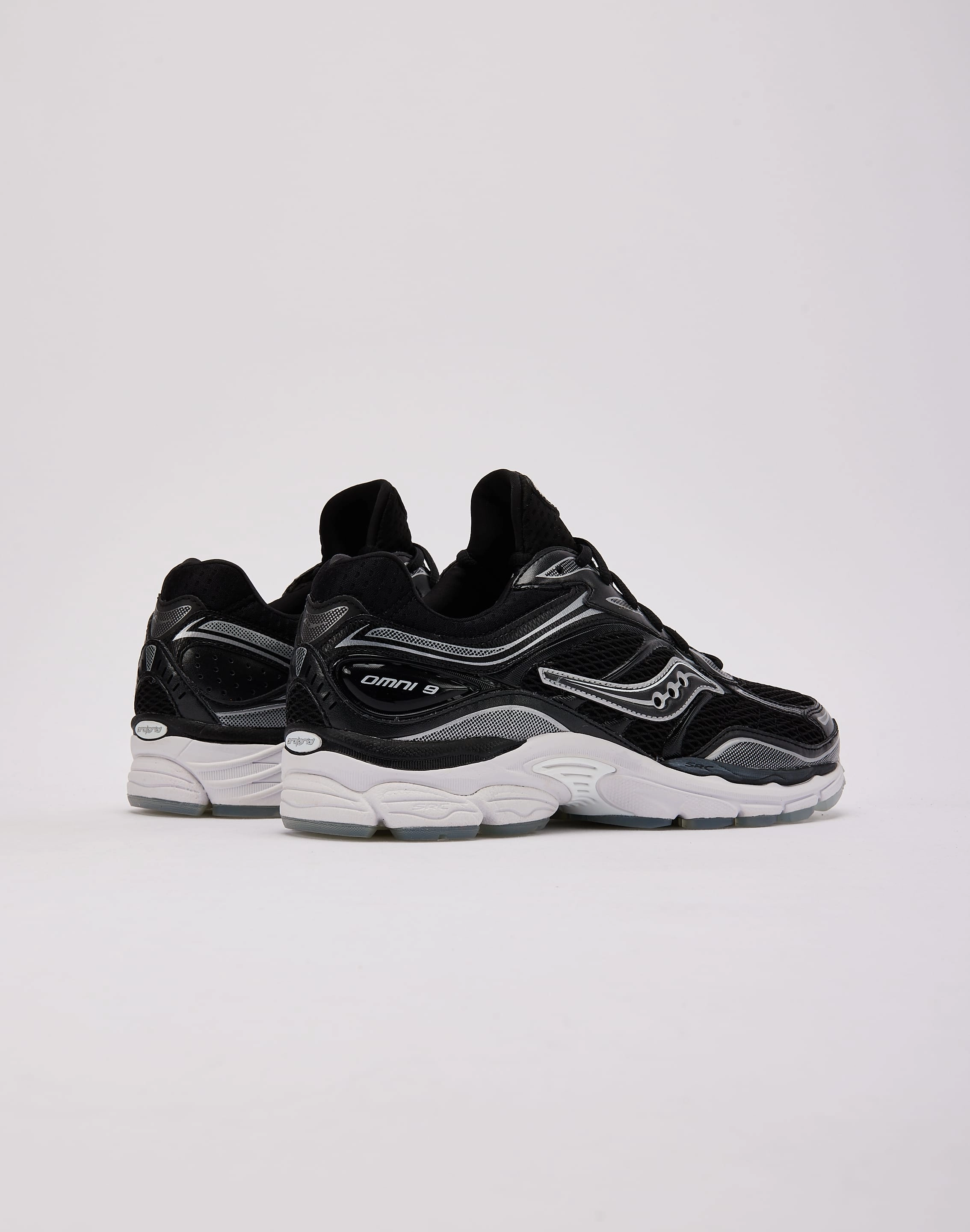 Impact Resistant Heel Cup grassy track running shoes Saucony ProGrid Omni 9