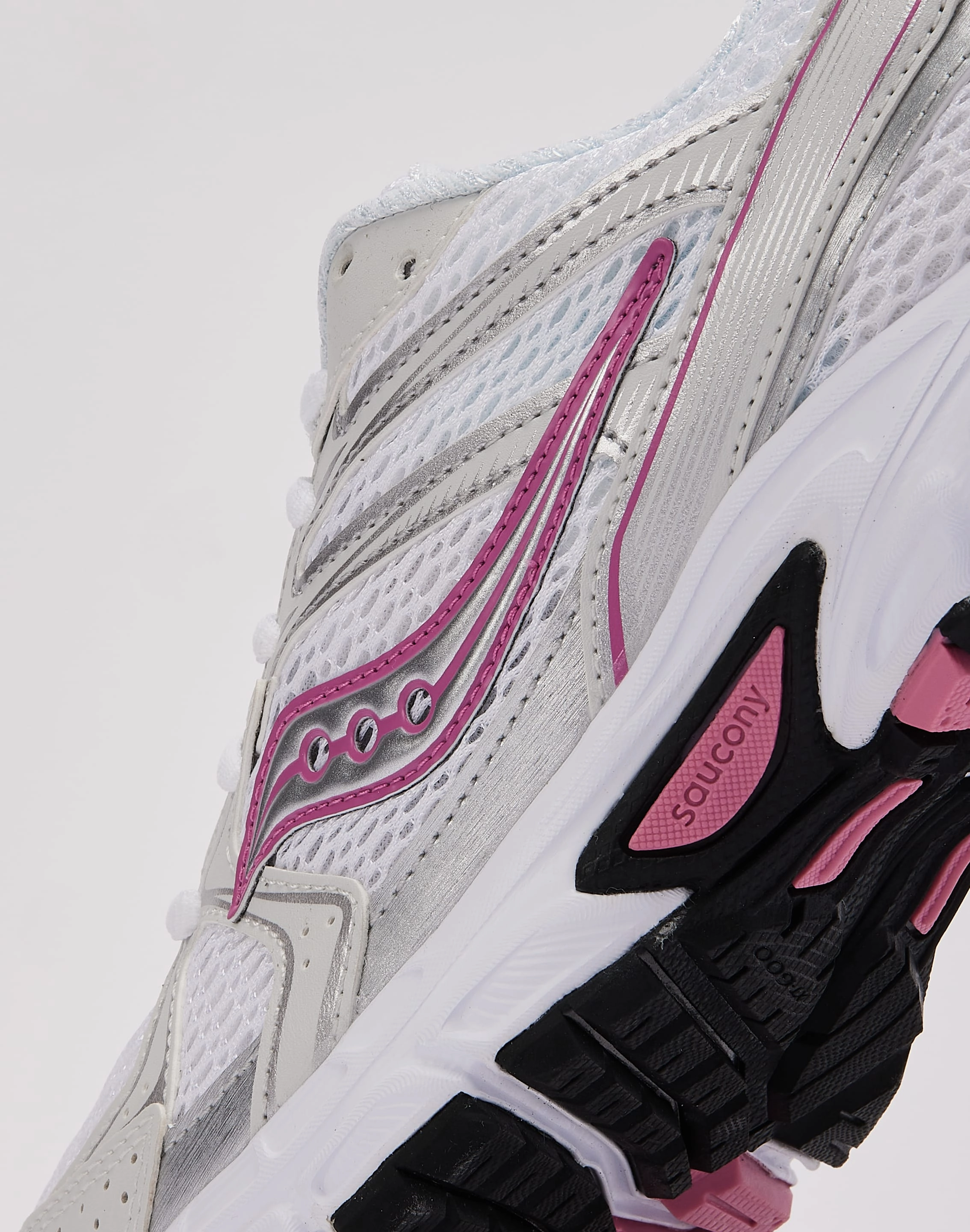 adjustable running wear Flex Grooves Technology Saucony Ride Millennium