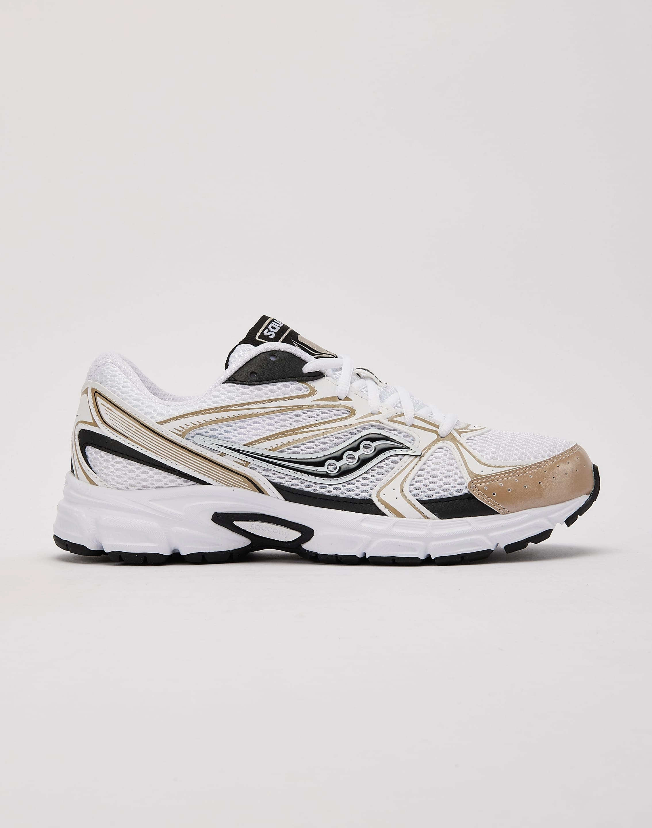 Saucony Ride Millennium running in a mud run shoes