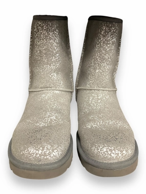 Grace Walk Boots Designer By Ugg In Silver, Size: 8